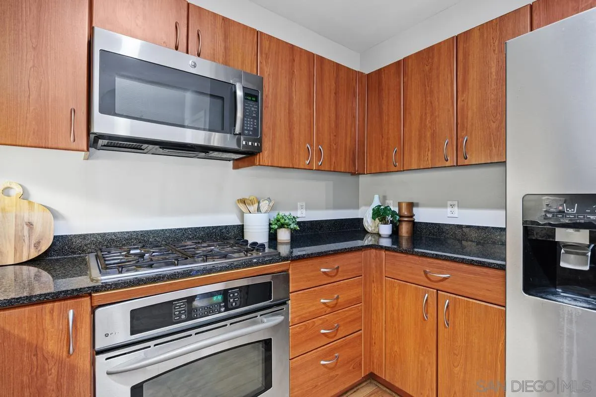 Photo #10: 260014335 Listing: Photo #10