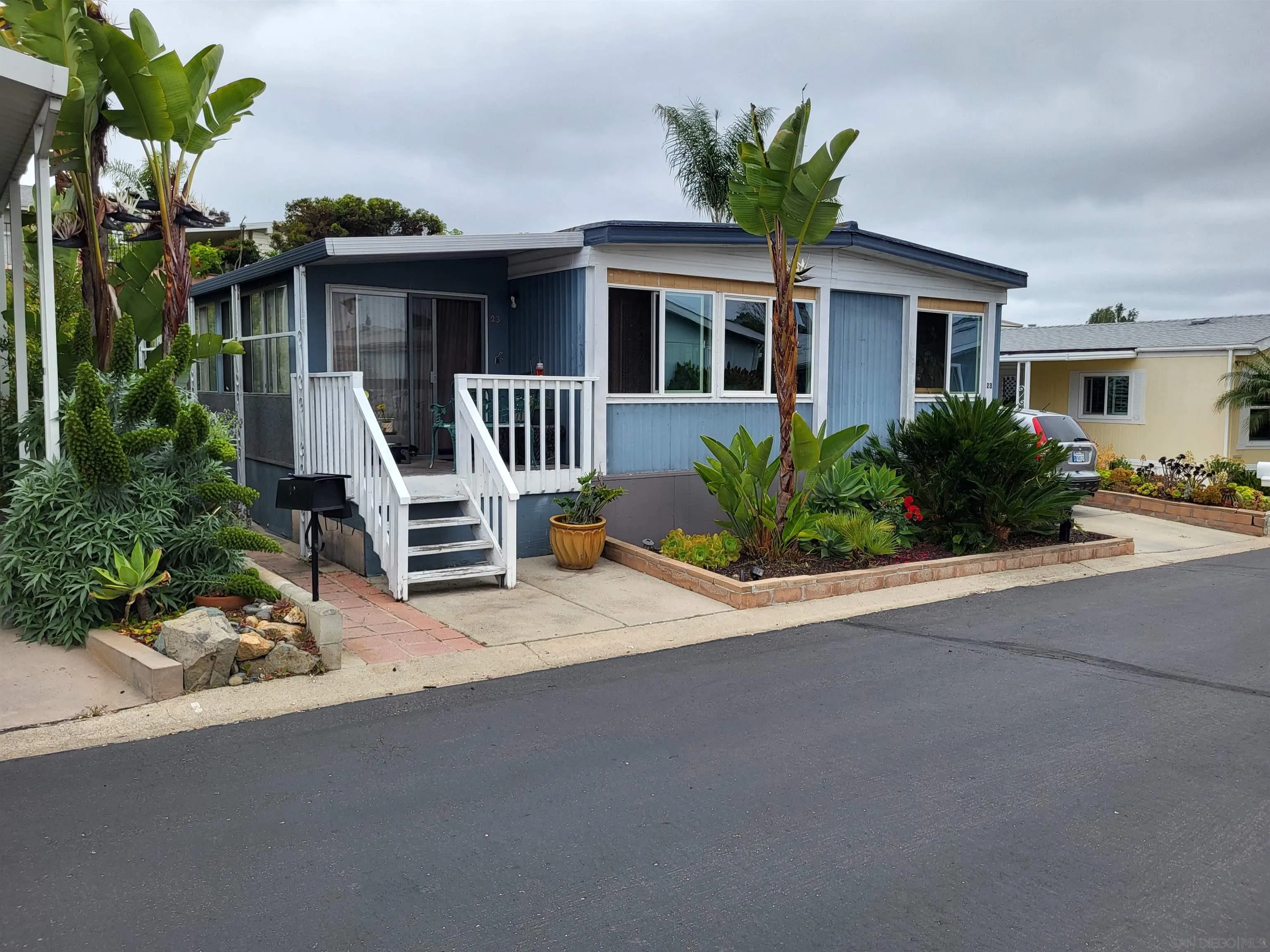 https://cdn.realtyfeed.com/cdn/127/260014338/3d559d33f1db413847f8b7de8a15a1cb.webp