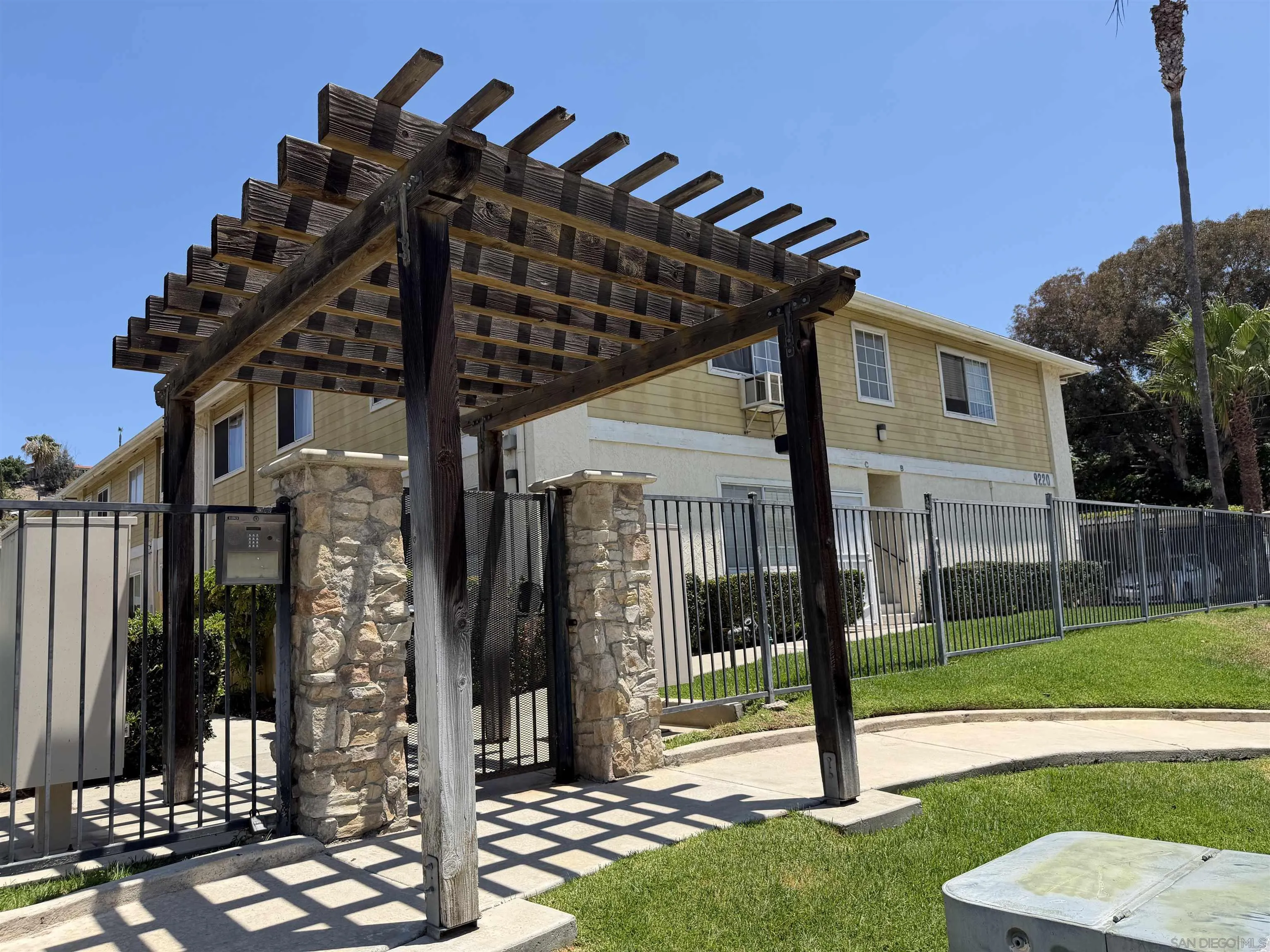 https://cdn.realtyfeed.com/cdn/127/260014339/0e69411dbe74ace4a3833ac023f9ea49.webp