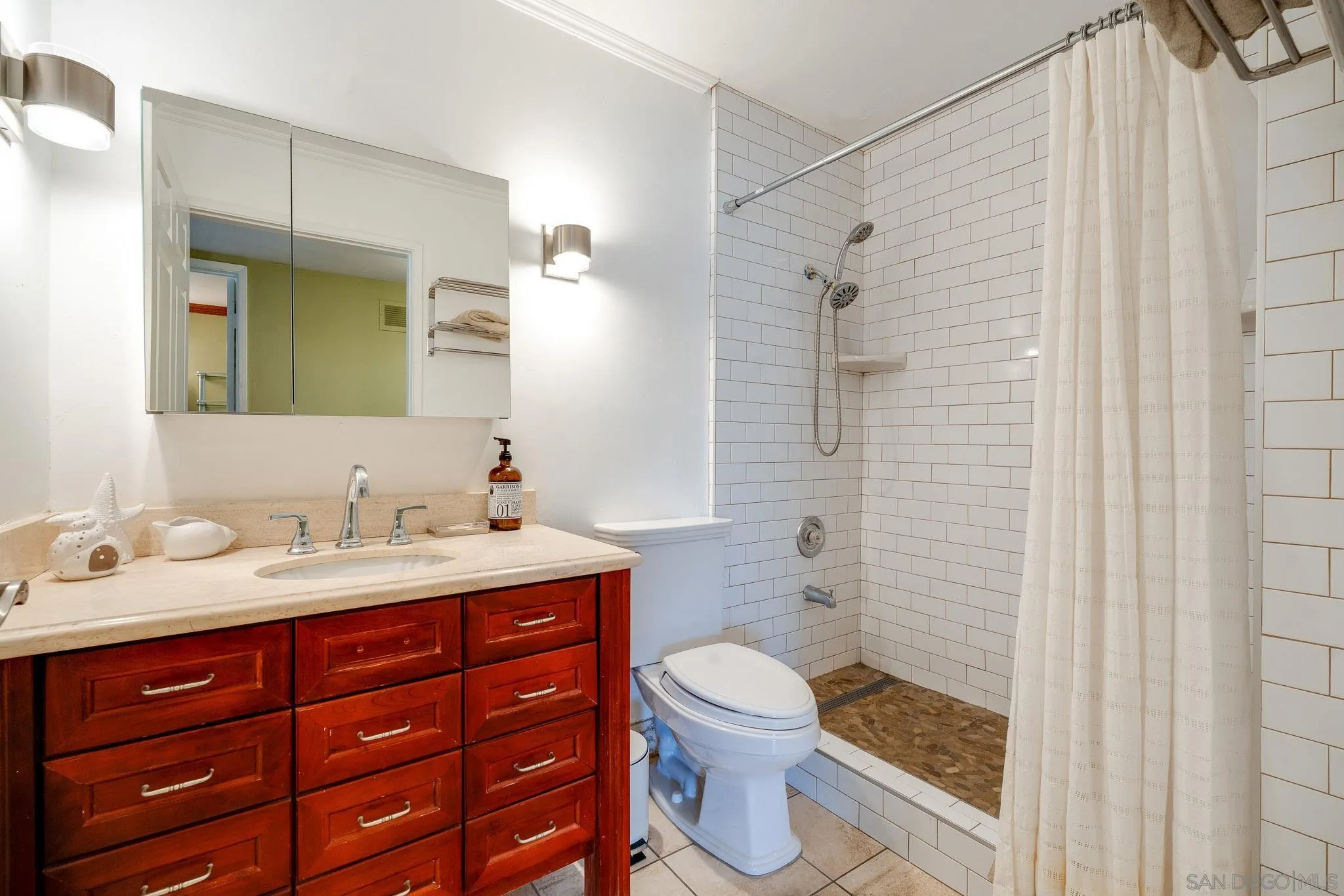 Photo #21: 260014341 Listing: Photo #21