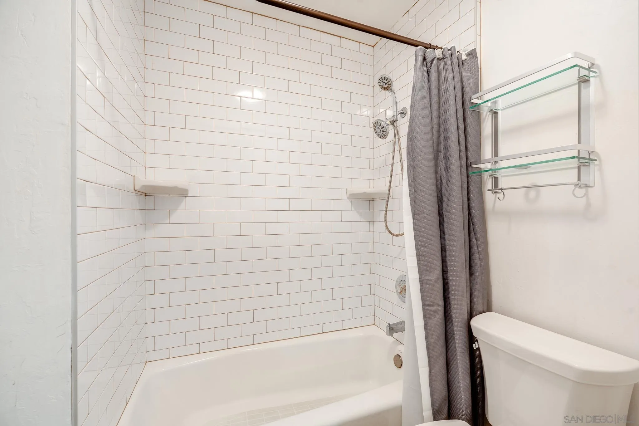 Photo #17: 260014341 Listing: Photo #17