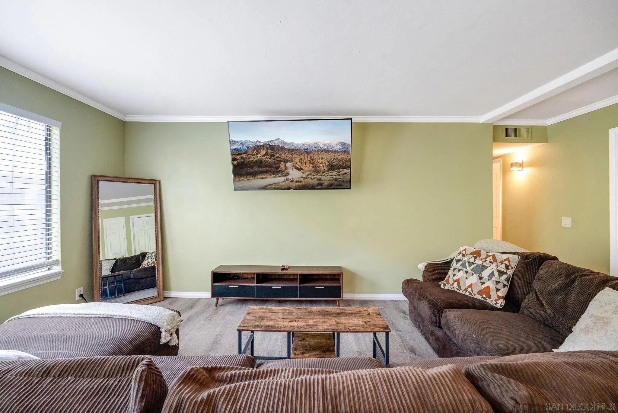 Photo #3: 260014341 Listing: Photo #3