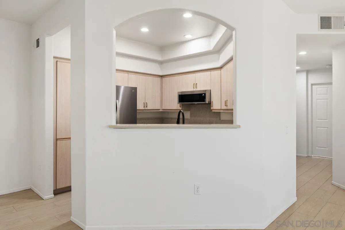 Photo #17: 260014342 Listing: Photo #17