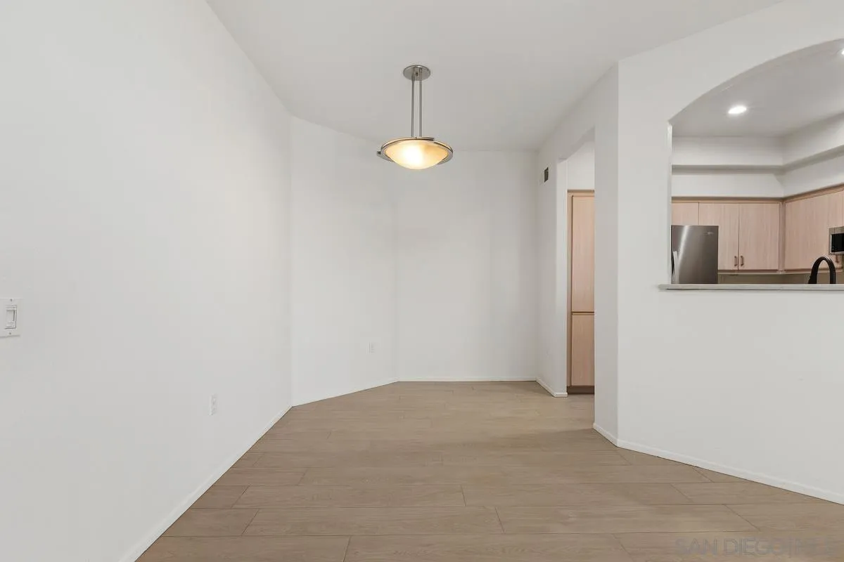 Photo #10: 260014342 Listing: Photo #10