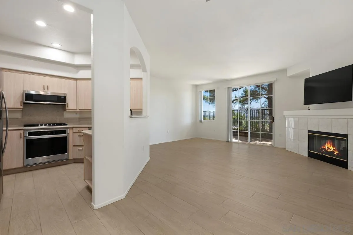 Photo #11: 260014342 Listing: Photo #11
