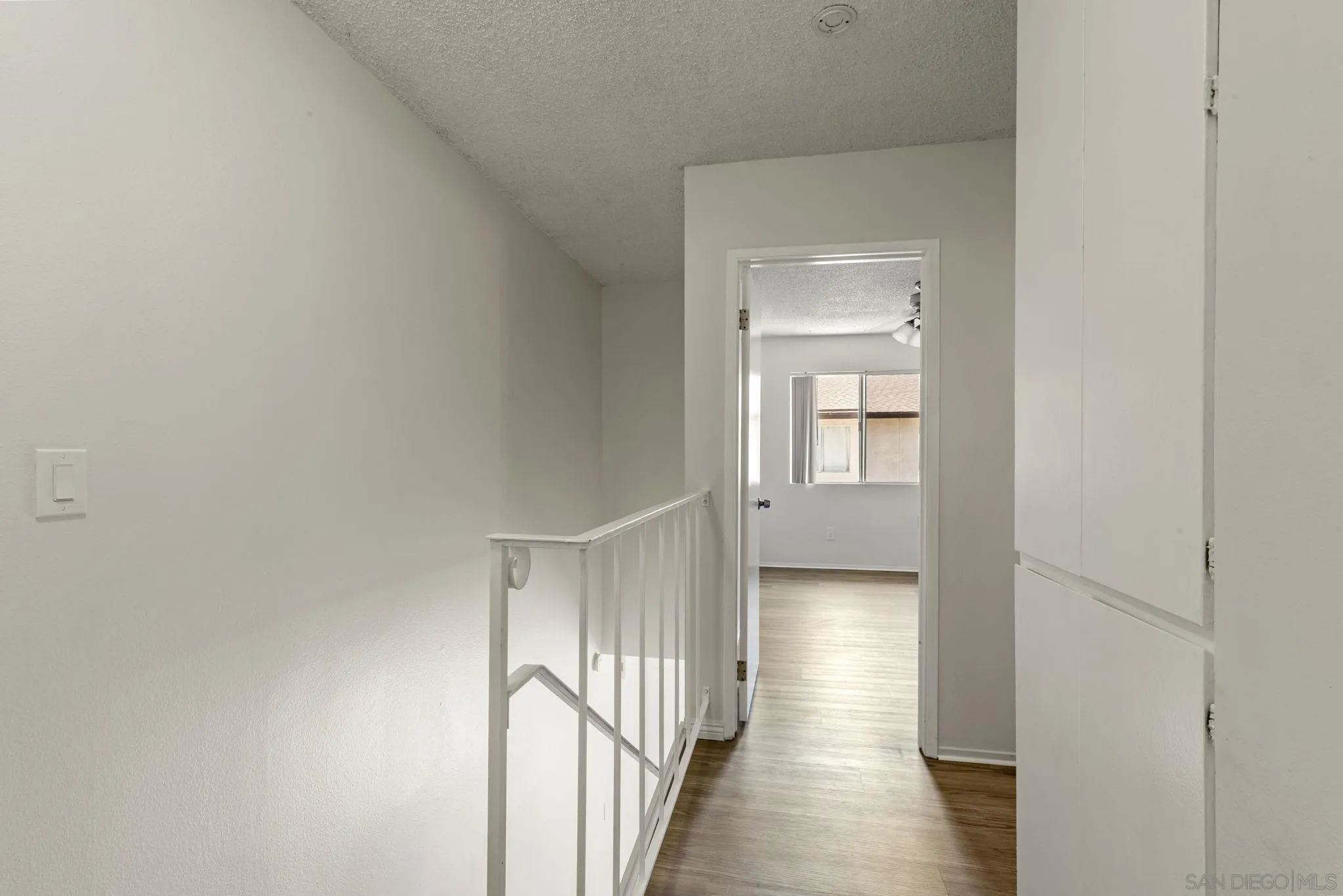 https://cdn.realtyfeed.com/cdn/127/260014344/1da7f1a3db24549306b48523c3b6dcee.webp