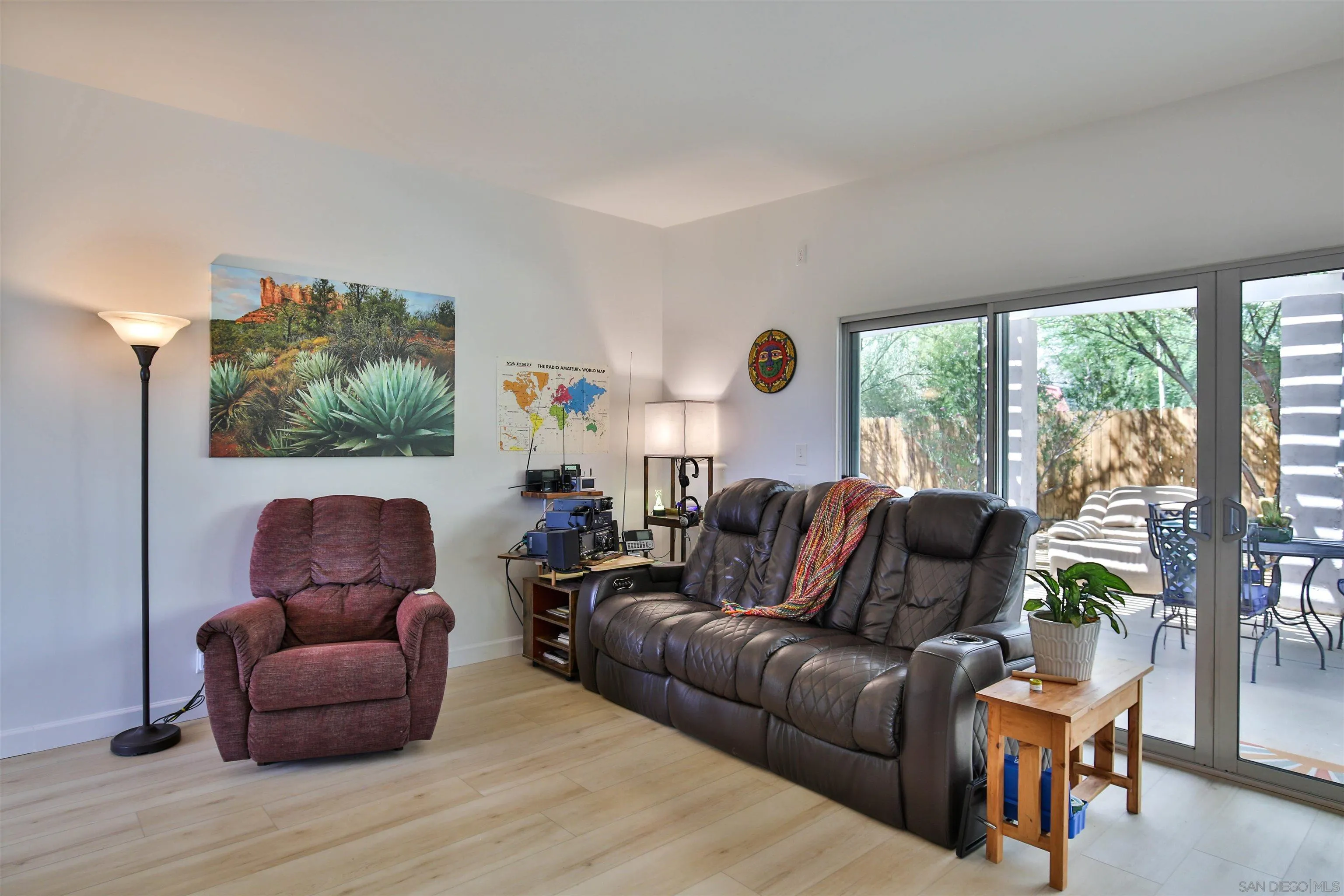 https://cdn.realtyfeed.com/cdn/127/260014345/84912582e8fd67cc7aafb659c2d3afd2.webp