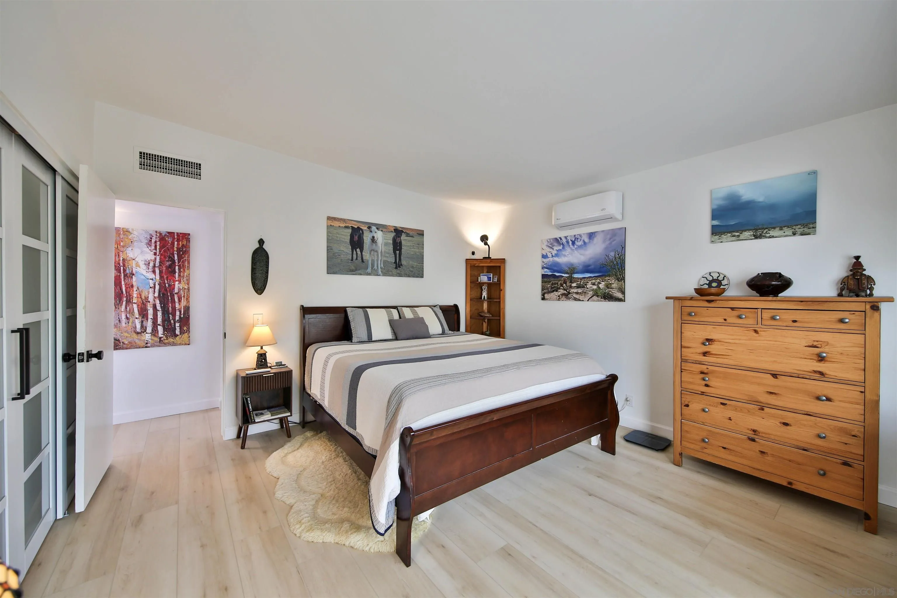 https://cdn.realtyfeed.com/cdn/127/260014345/c13676facf3fe24ad20ac306899e26dc.webp