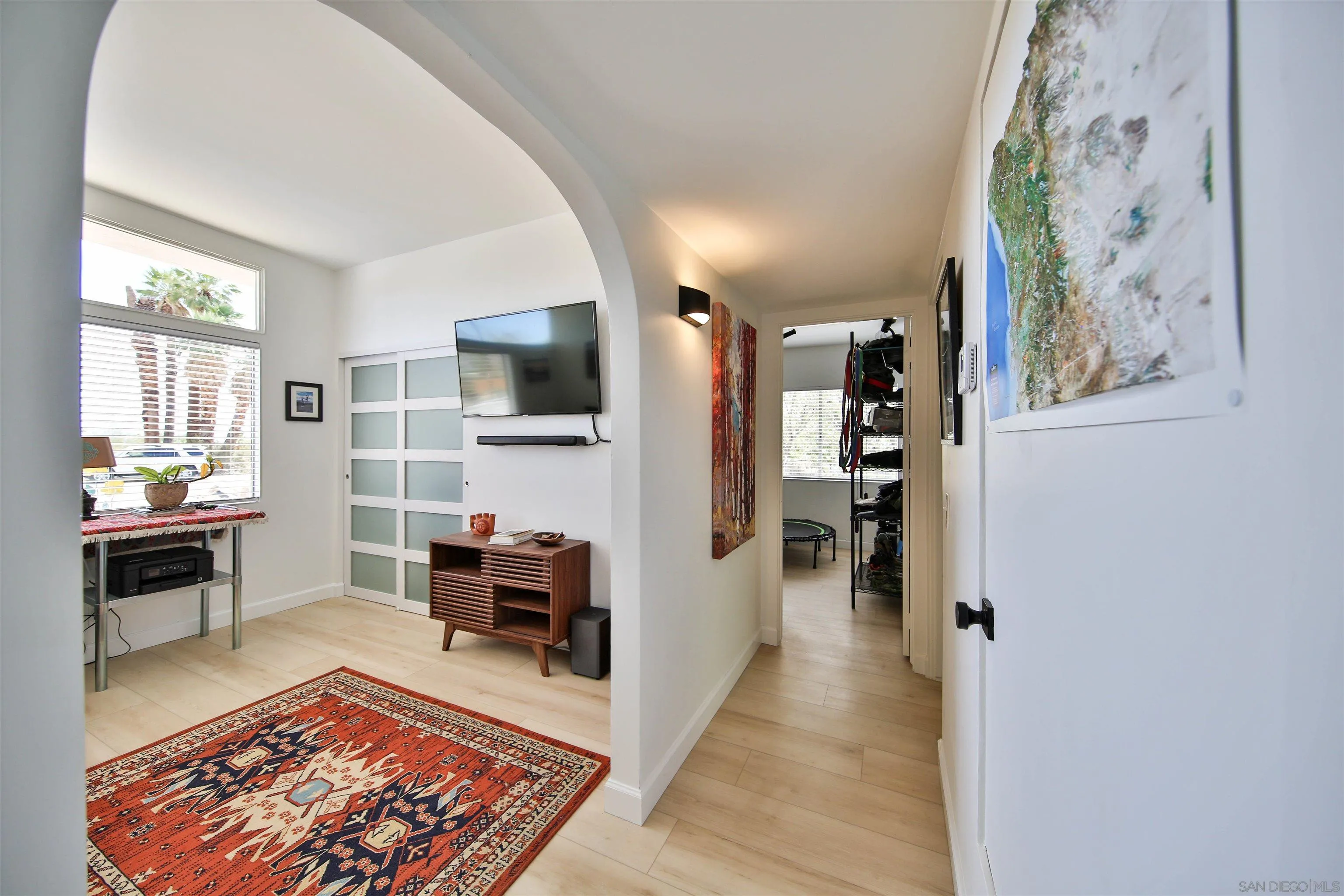 https://cdn.realtyfeed.com/cdn/127/260014345/fd13f6e3b55f4019f5b97c59daaf1e9a.webp