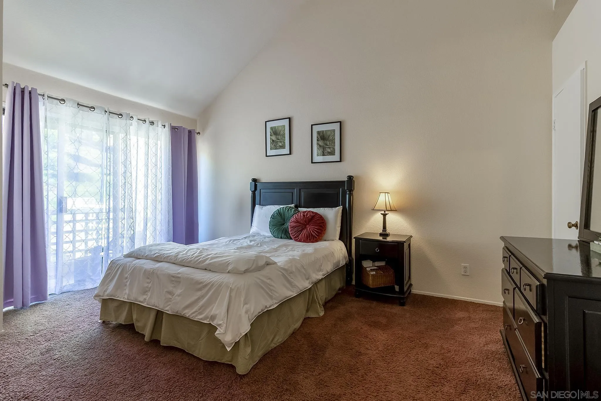 https://cdn.realtyfeed.com/cdn/127/260014346/f343babf0652153ed74c3ae749c34652.webp