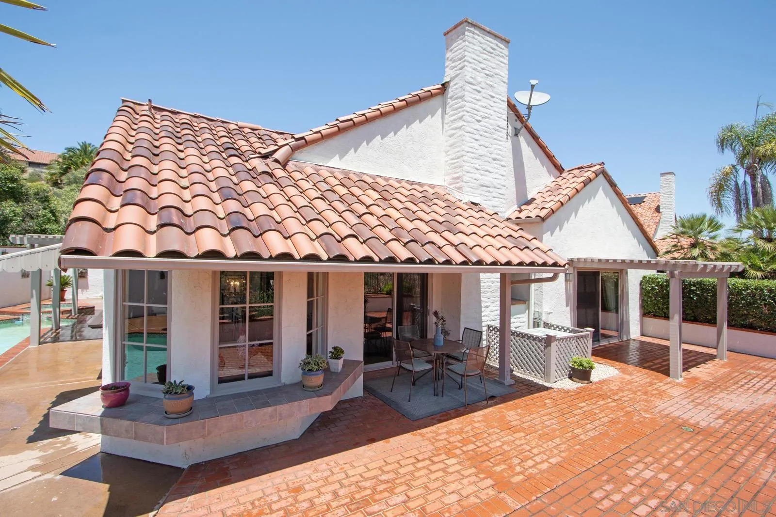 https://cdn.realtyfeed.com/cdn/127/260014350/7e24e02e24fdc11ebca2a6e4a000cb19.webp