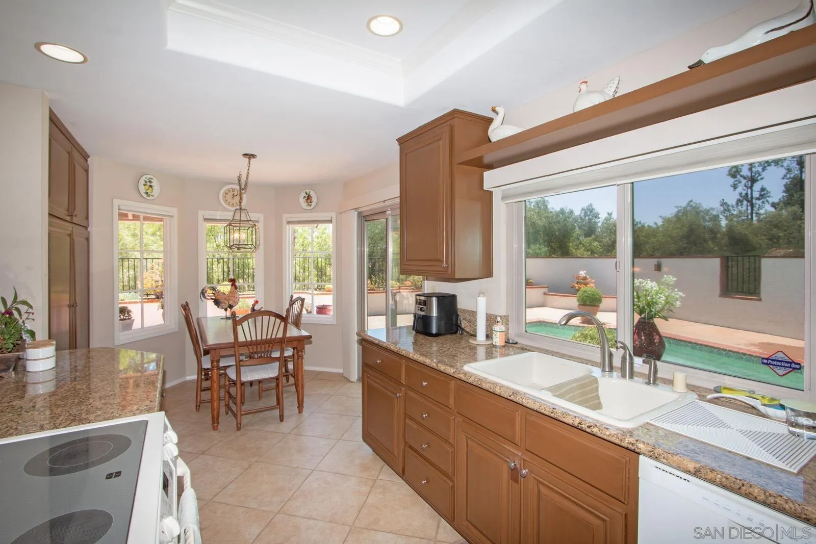 https://cdn.realtyfeed.com/cdn/127/260014350/8aa338659776dc1b49783c2a5da57a50.webp
