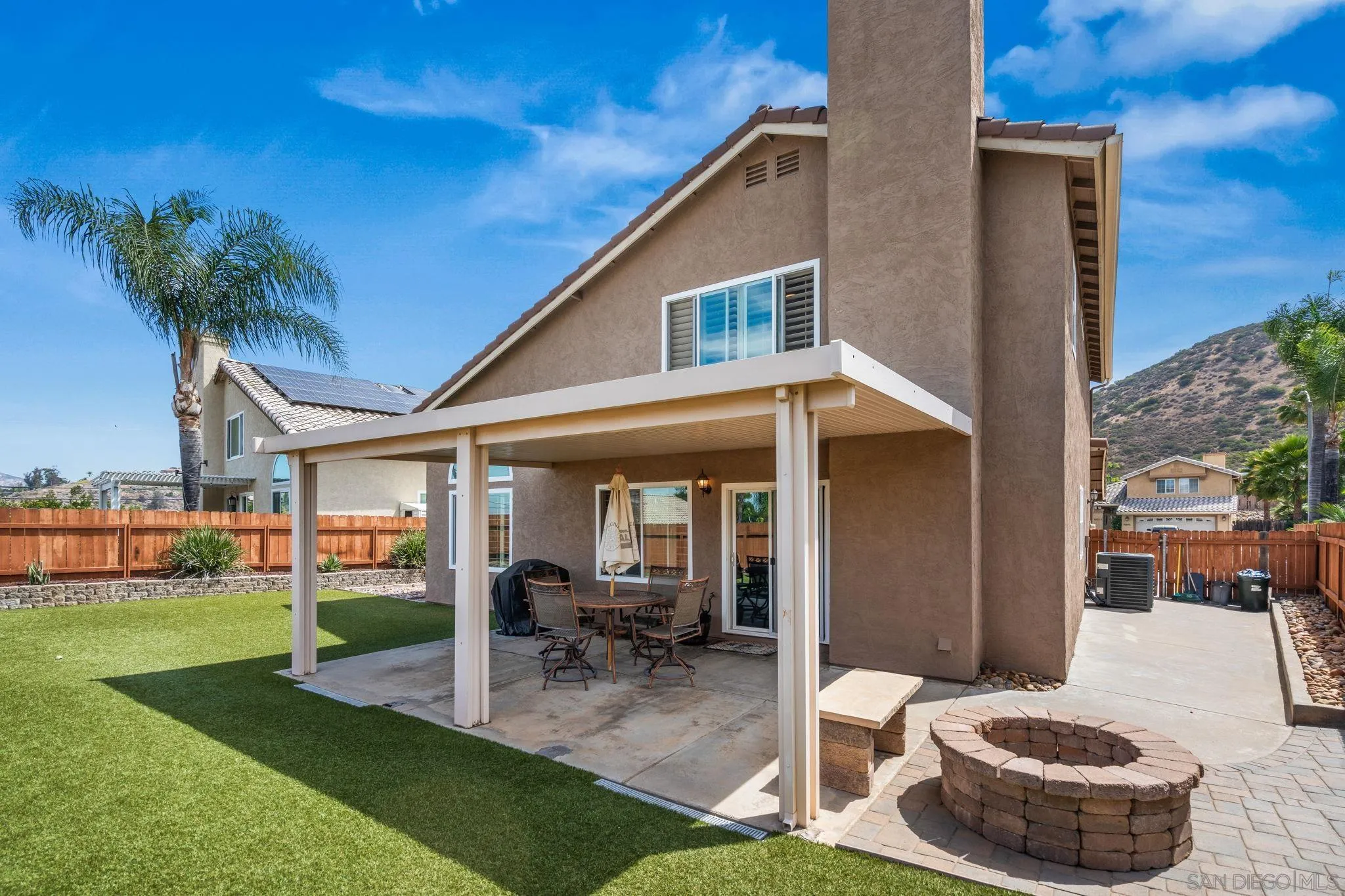 https://cdn.realtyfeed.com/cdn/127/260014352/68f2716c95b578a70f84483f84a31021.webp