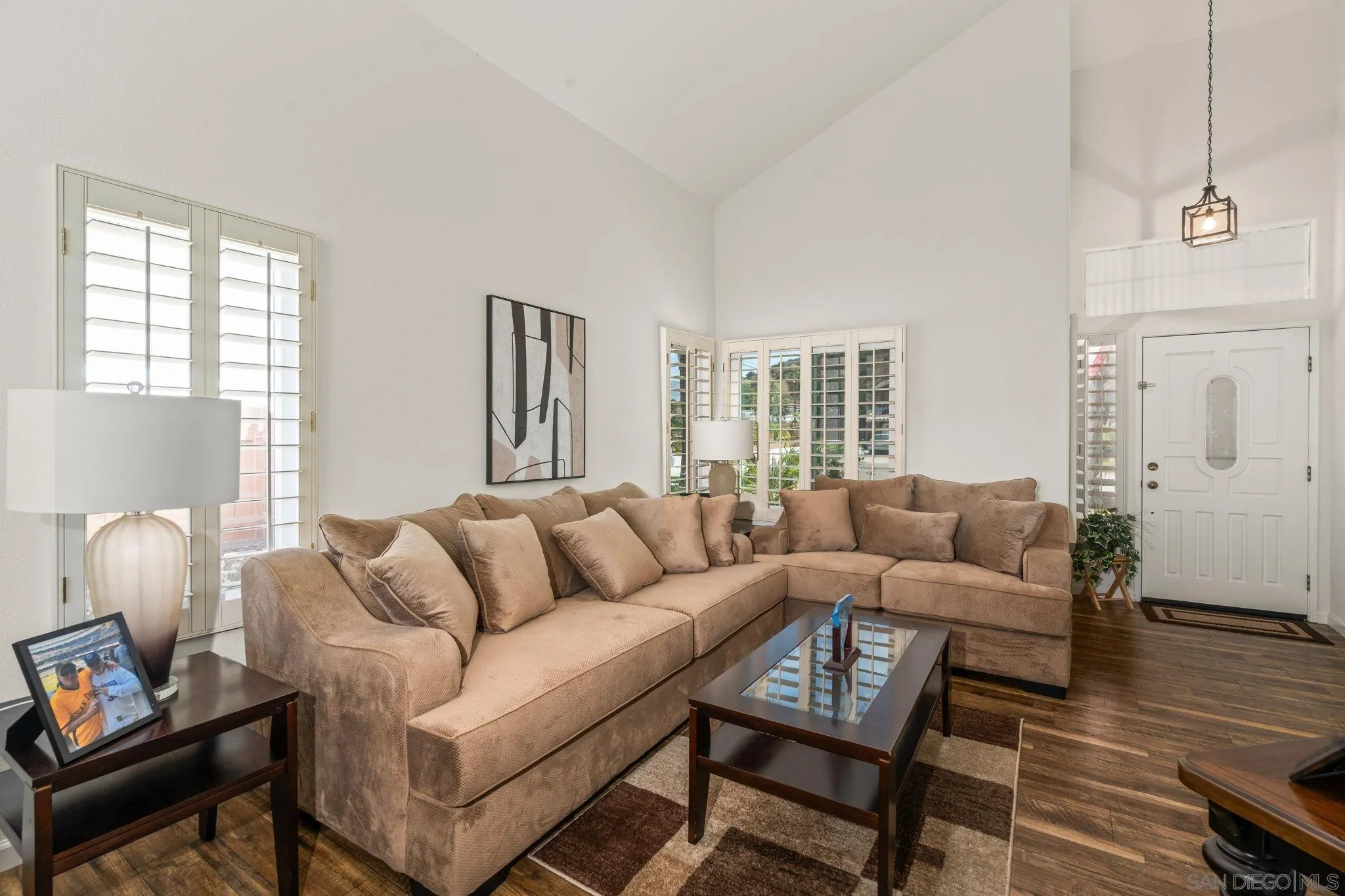 https://cdn.realtyfeed.com/cdn/127/260014352/b1d459732aecce67d1d2d15e99e7dc45.webp