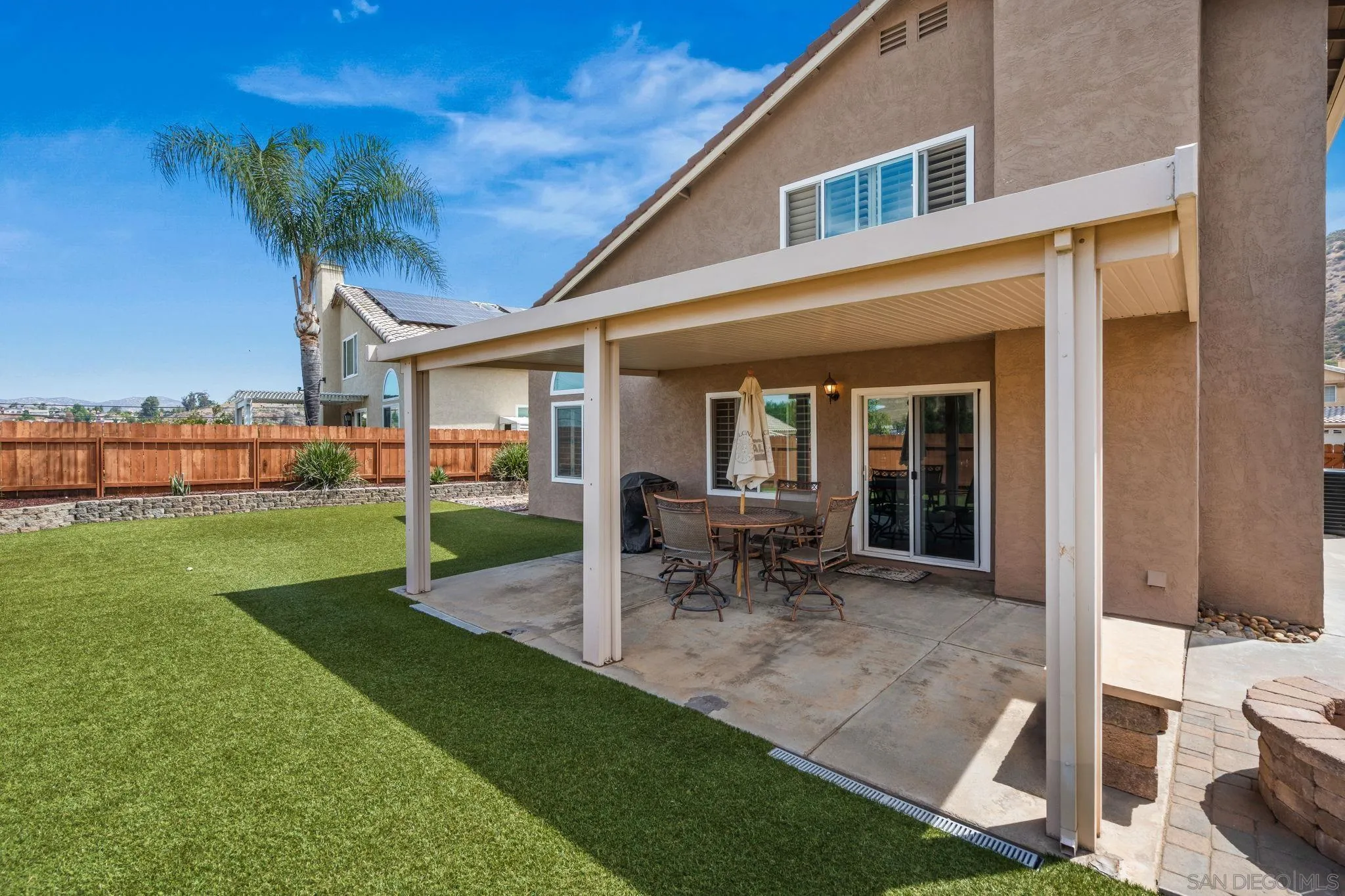 https://cdn.realtyfeed.com/cdn/127/260014352/d05a7e04ff5891965c94bf04bcfebeca.webp