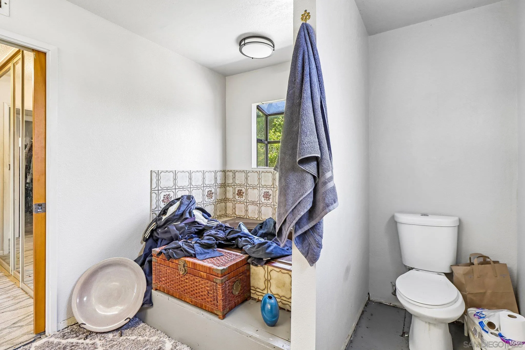https://cdn.realtyfeed.com/cdn/127/260014354/00d303de95871f56f5f242e3ff202fe4.webp