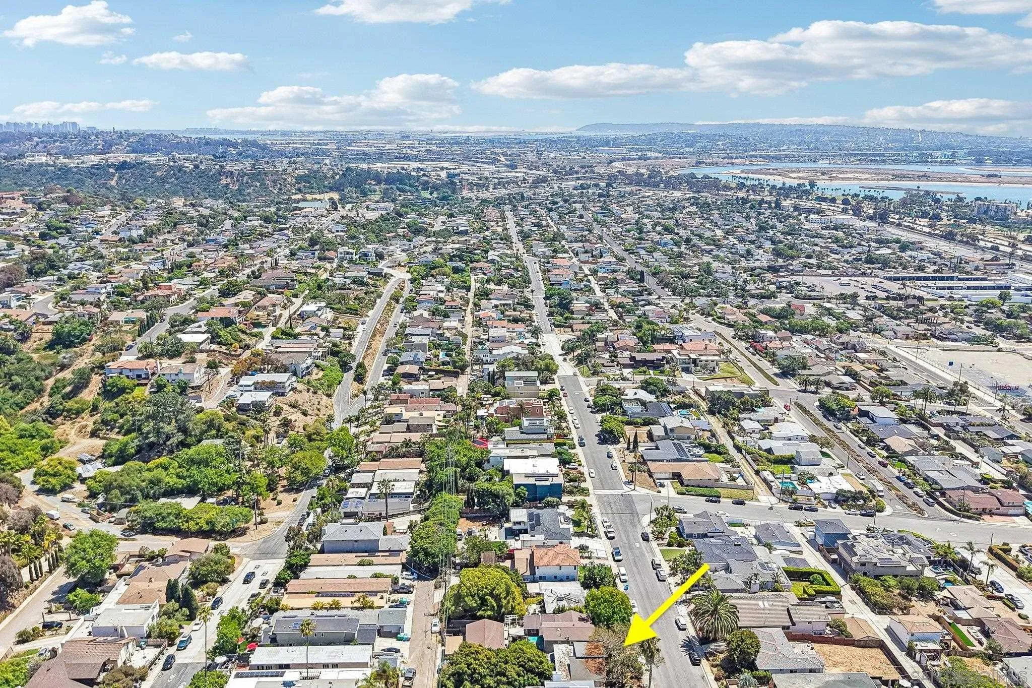 https://cdn.realtyfeed.com/cdn/127/260014354/177aafd4cd68886263ac60f75ff25ff3.webp