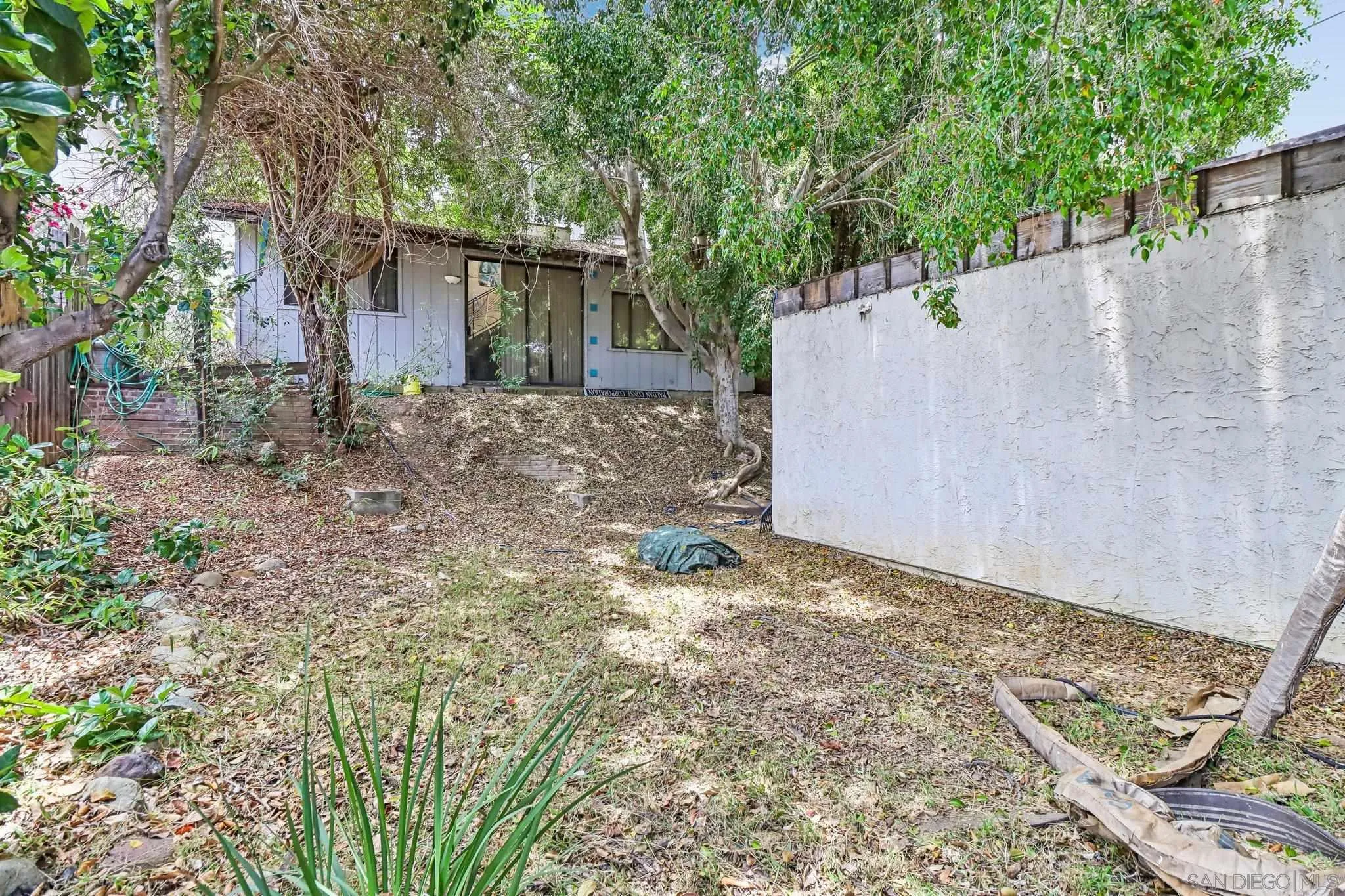 https://cdn.realtyfeed.com/cdn/127/260014354/44bd8bd81b76b458a90afc6b2e2768d9.webp