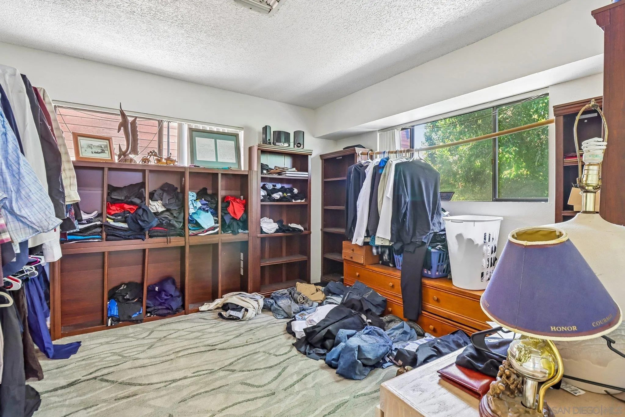 https://cdn.realtyfeed.com/cdn/127/260014354/8d2d53a738fc65525959ba7ed04a91e7.webp