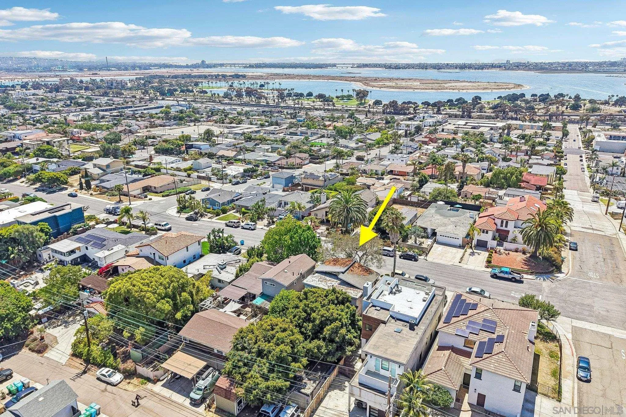 https://cdn.realtyfeed.com/cdn/127/260014354/c27e1091c1acd9983da1f9cad2771533.webp