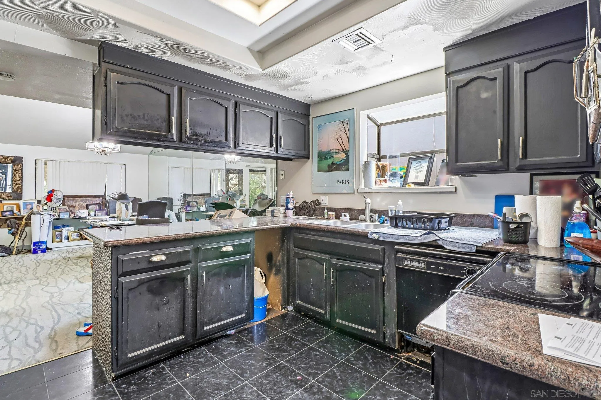 https://cdn.realtyfeed.com/cdn/127/260014354/f9784e5d936242a96a5e6e752bf654b7.webp