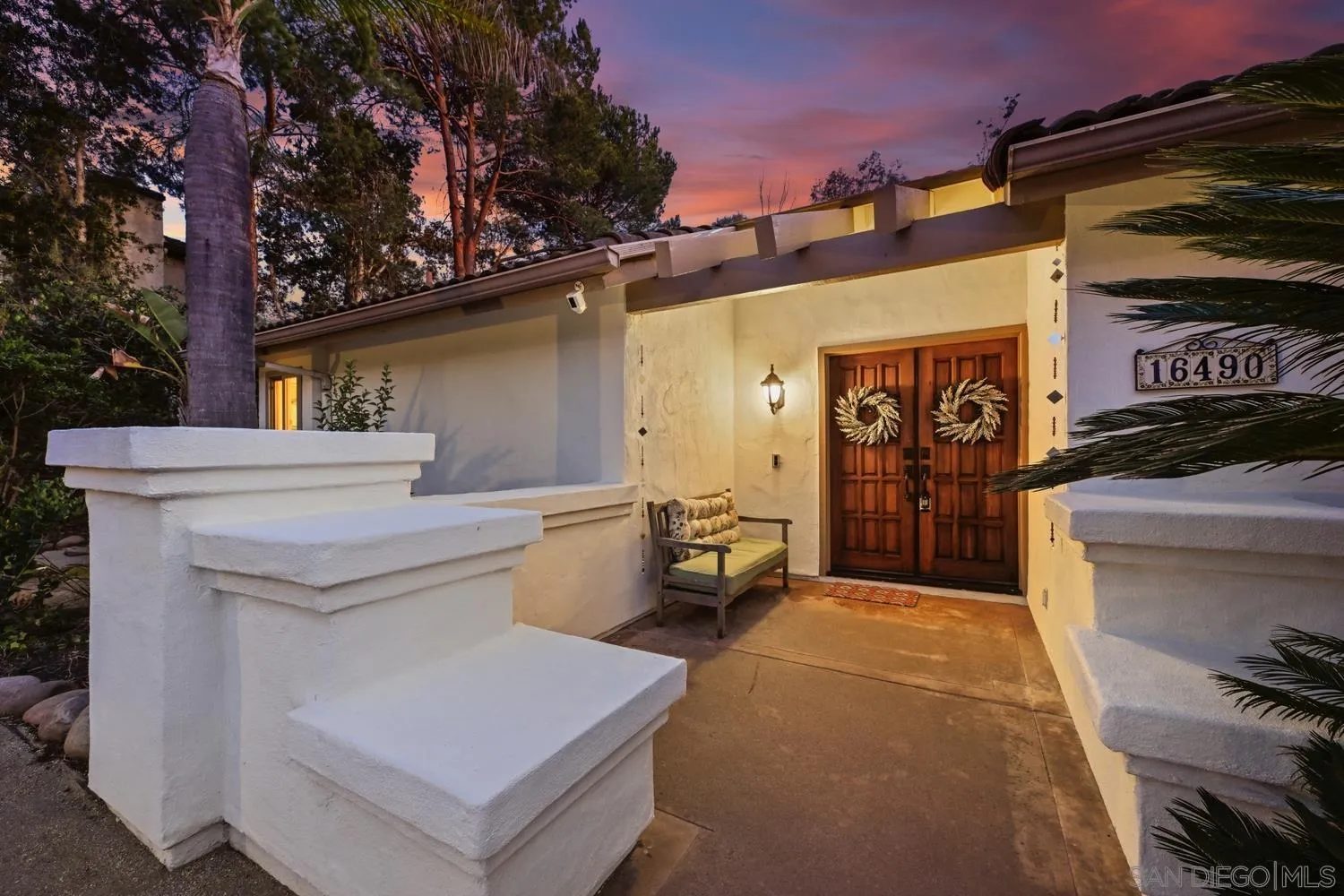 https://cdn.realtyfeed.com/cdn/127/260014355/2fba1bef0ae9d7e63c82c1b8bef72f73.webp