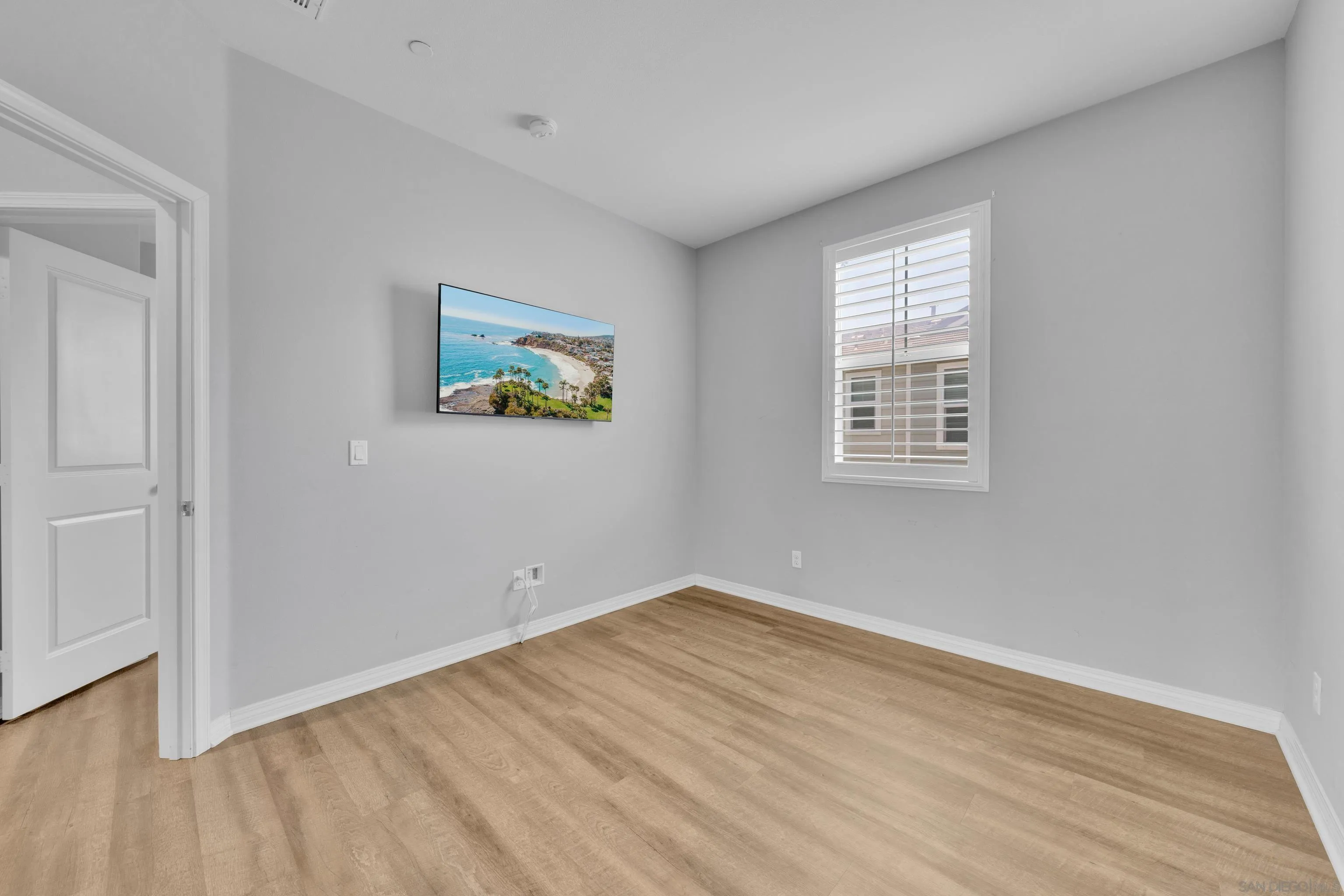 https://cdn.realtyfeed.com/cdn/127/260014357/218b7f63158e033bbf177ce932802c7e.webp