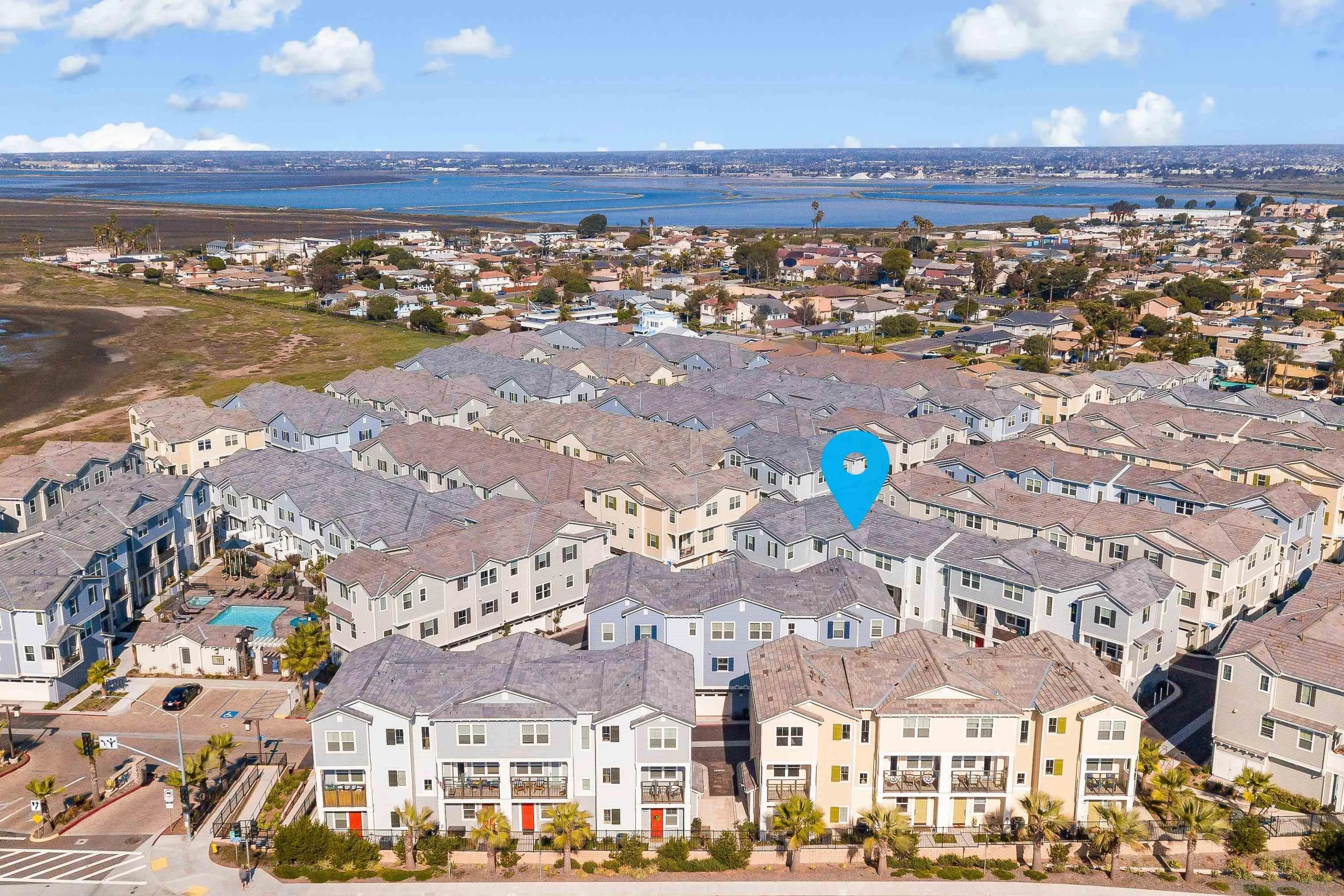 https://cdn.realtyfeed.com/cdn/127/260014357/47b68642dc865c9a7e8c57472b6f37e6.webp