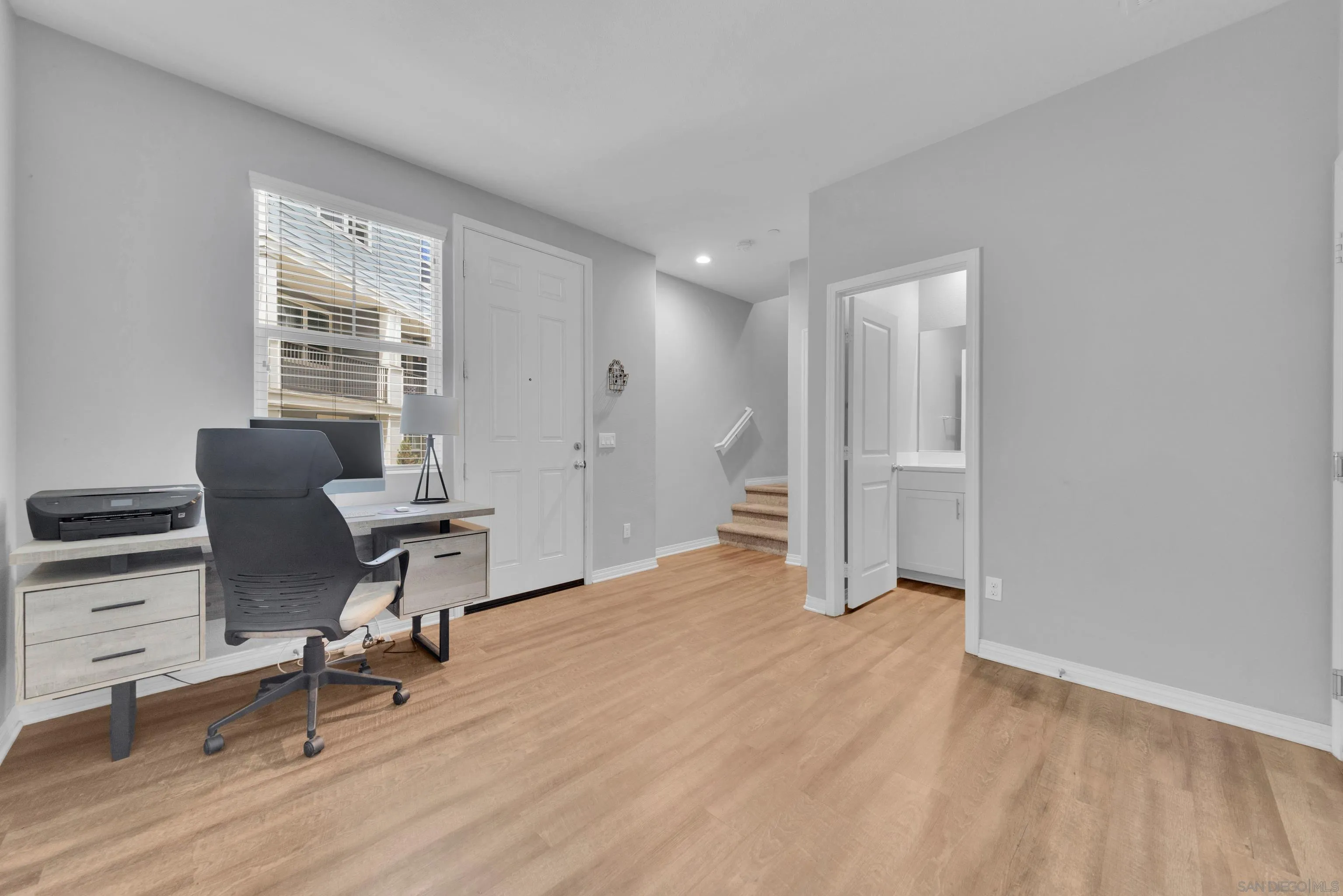 https://cdn.realtyfeed.com/cdn/127/260014357/63256b9ae2d7d67866565e00399d1659.webp