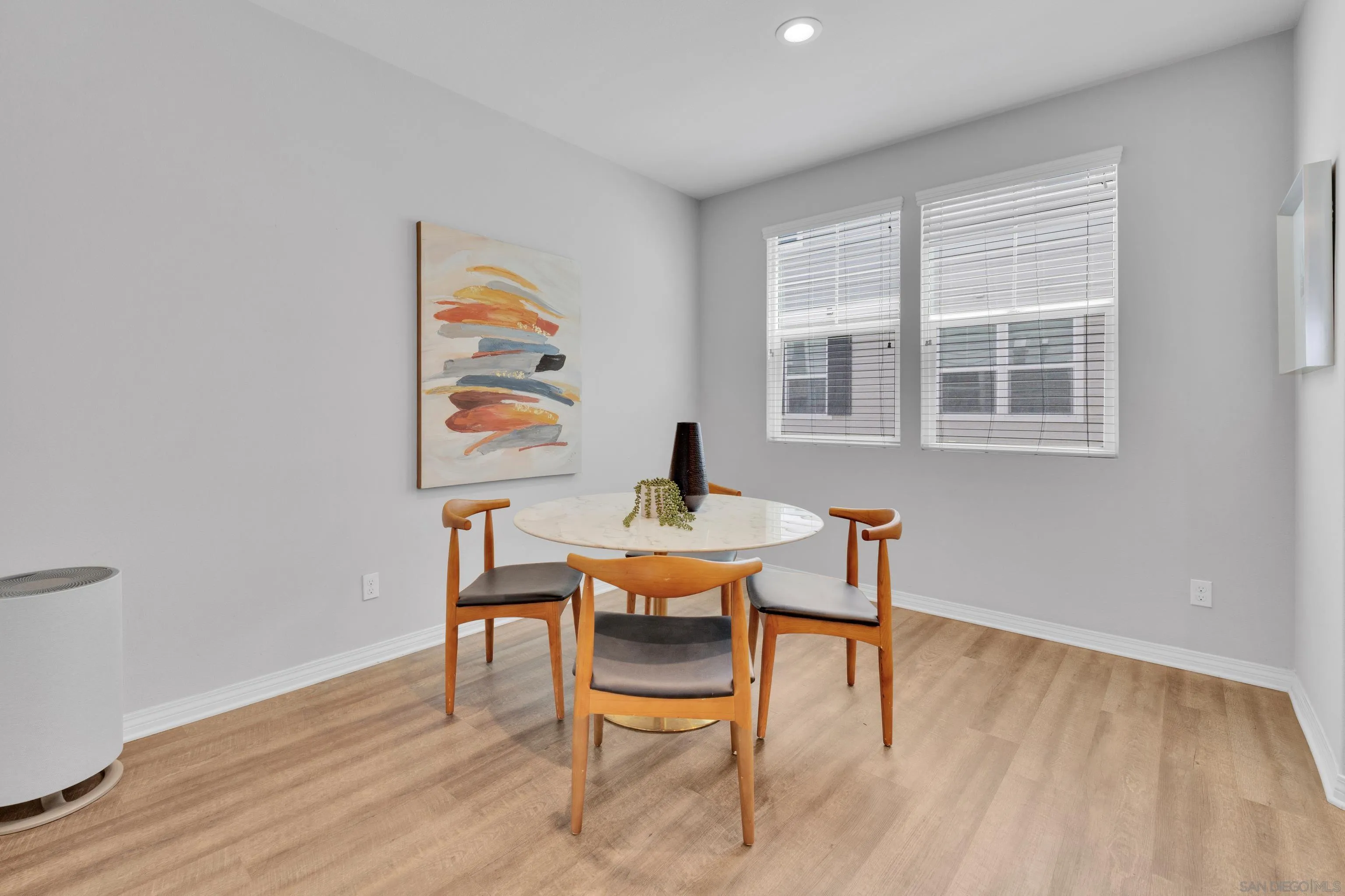 https://cdn.realtyfeed.com/cdn/127/260014357/c7e12d440bbba2a9cde6dc068fed0ecd.webp