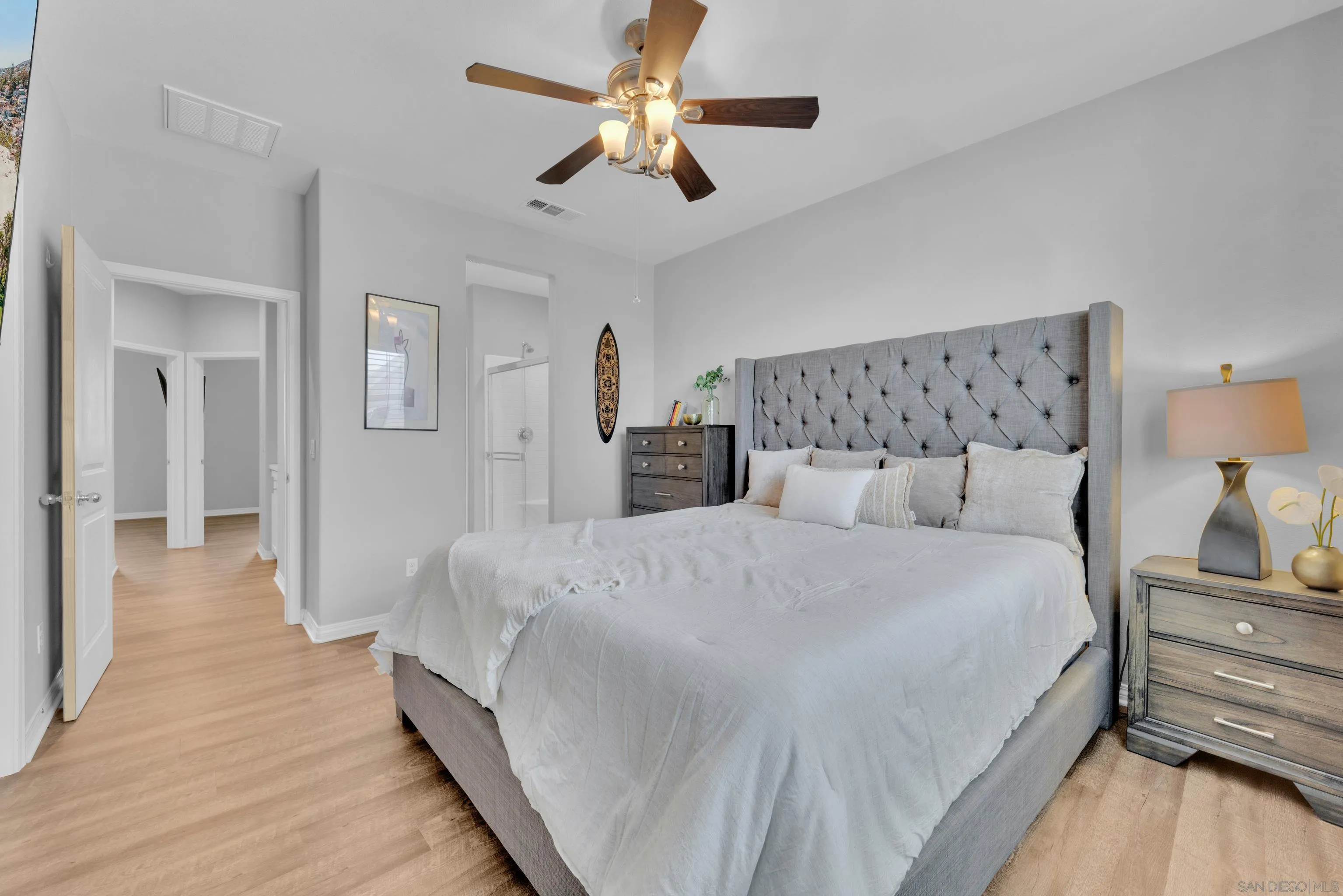 https://cdn.realtyfeed.com/cdn/127/260014357/cbd43717d061ffd5e3a1d236cc683593.webp