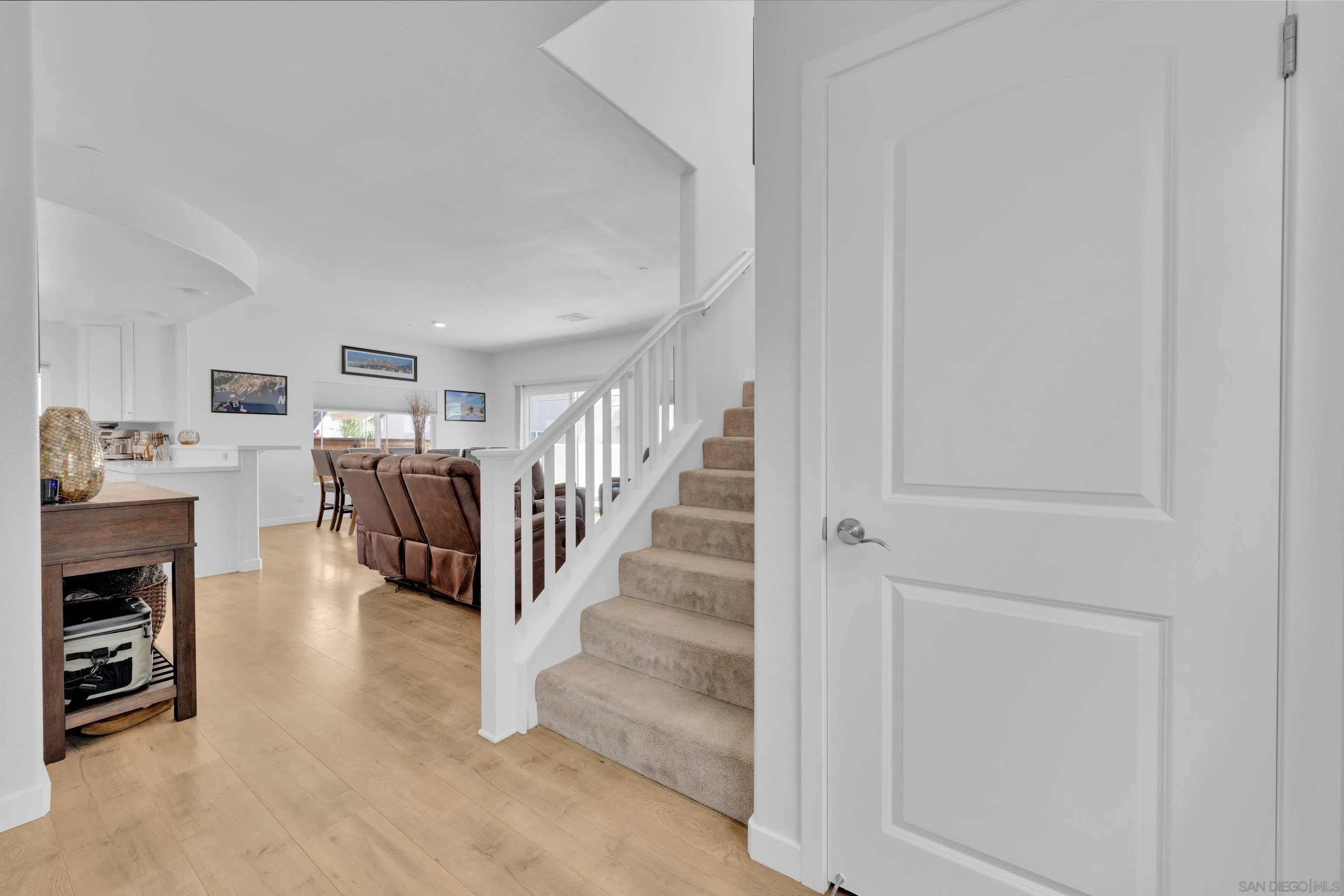 https://cdn.realtyfeed.com/cdn/127/260014358/166368891a0b323e7b44f65ca223ee1c.webp