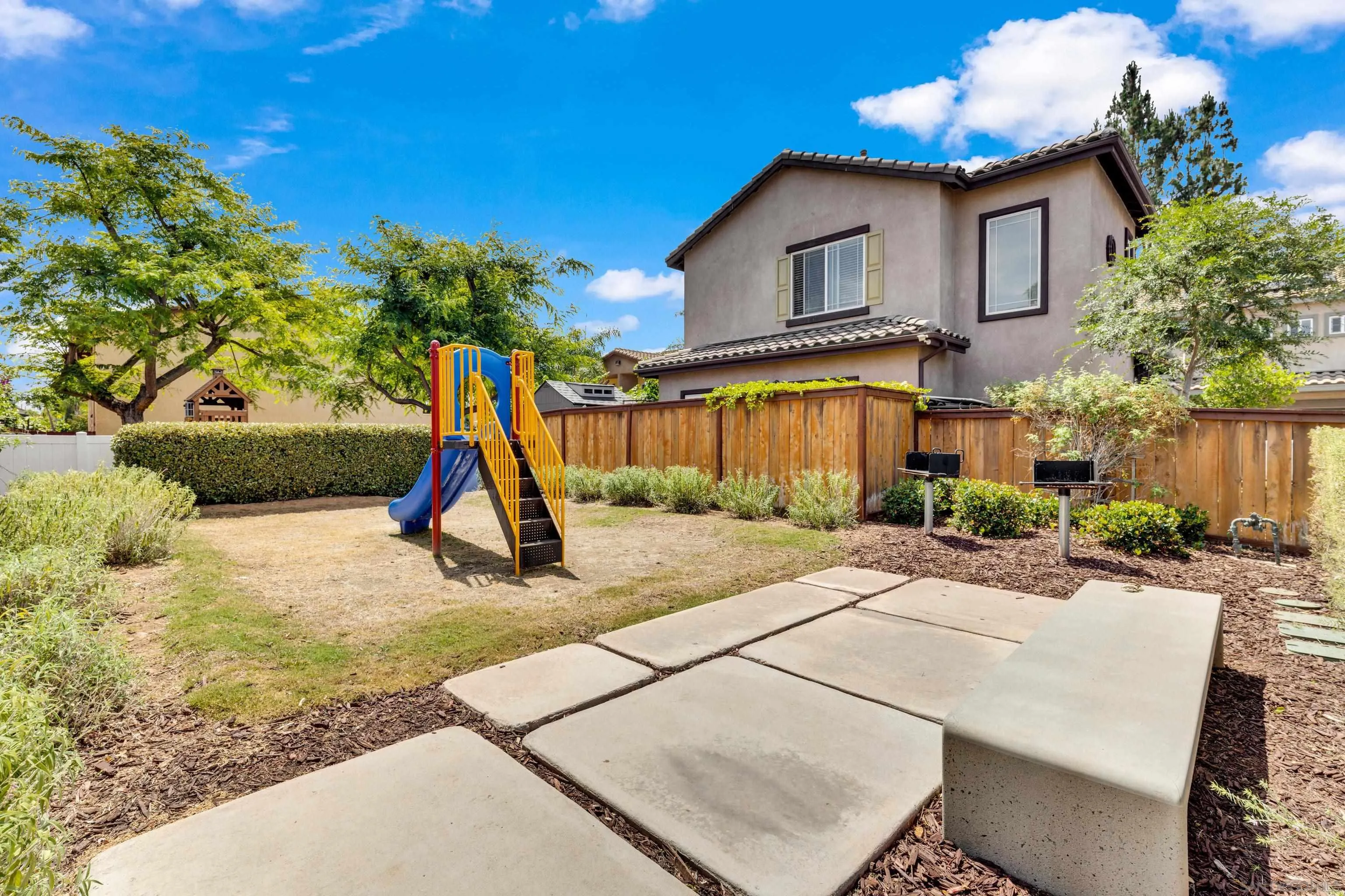 https://cdn.realtyfeed.com/cdn/127/260014358/d720ea09124ef5156f1f028d79e6b95f.webp
