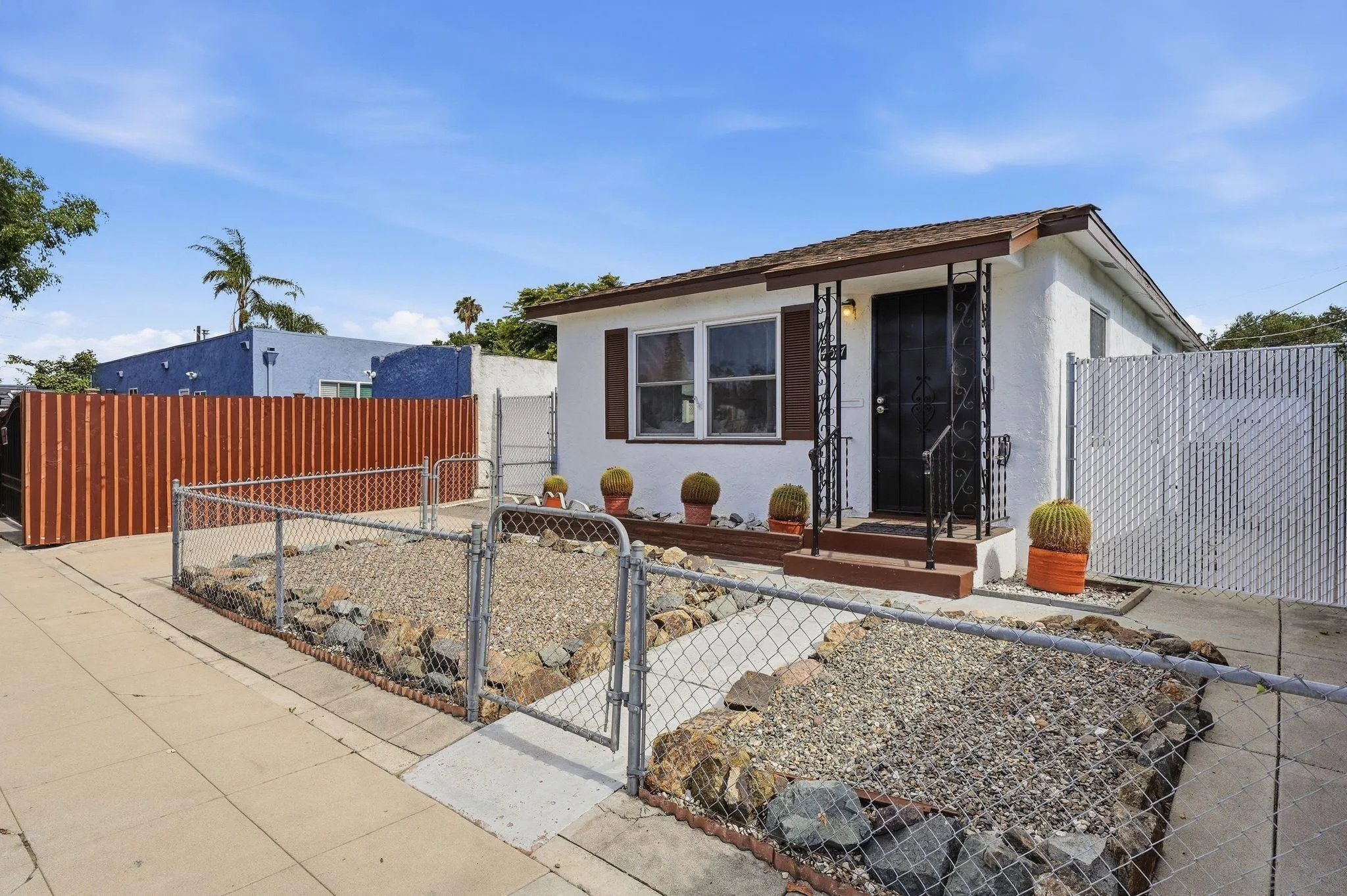 https://cdn.realtyfeed.com/cdn/127/260014359/7d204ad67517df9c2425571fa4581045.webp