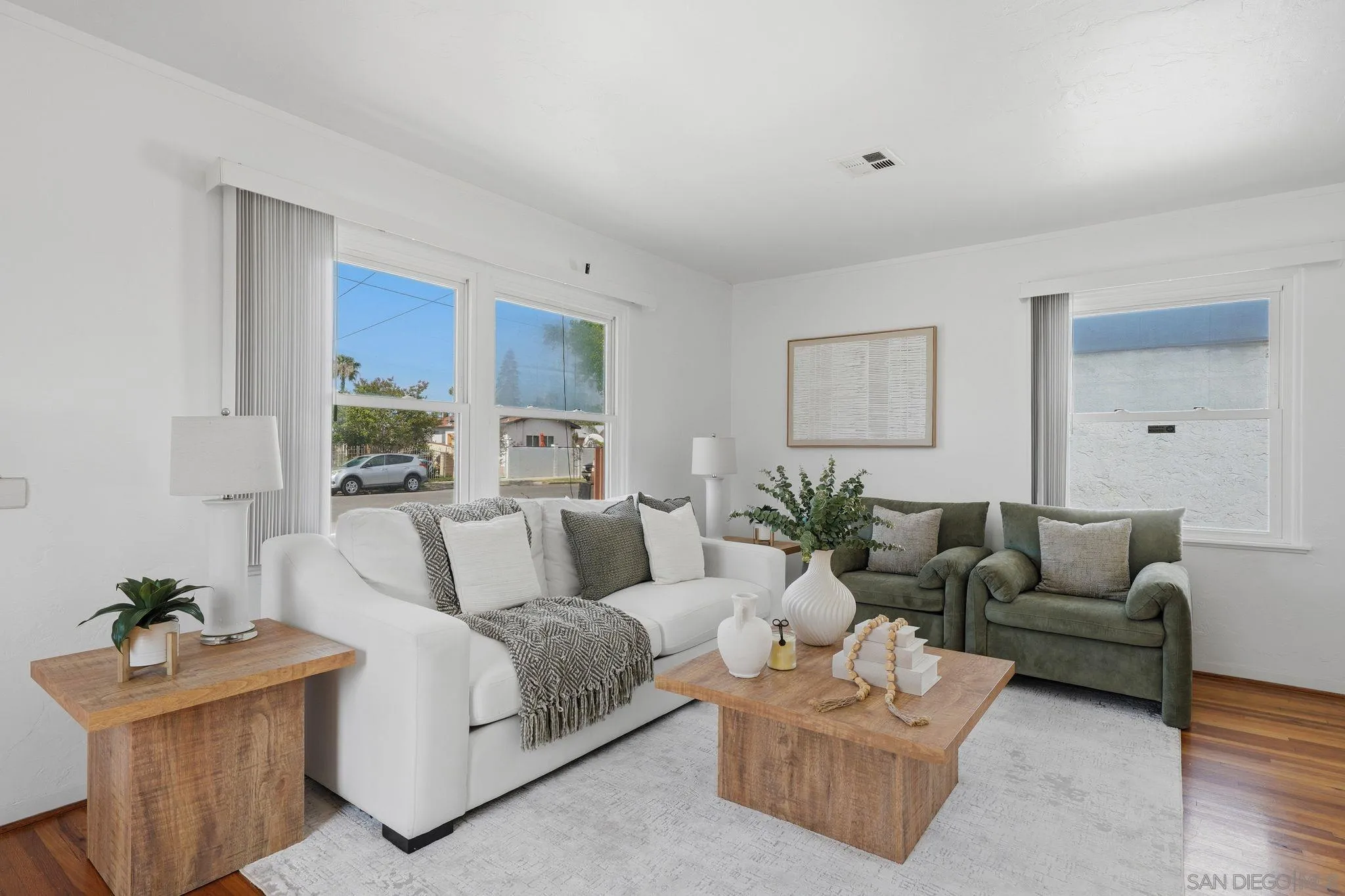 https://cdn.realtyfeed.com/cdn/127/260014359/a1ee9c73eb7c939180895ebde748dedc.webp