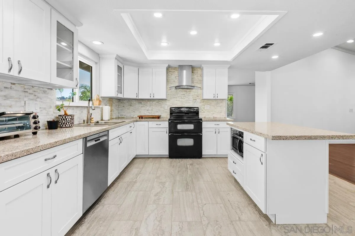 https://cdn.realtyfeed.com/cdn/127/260014361/de6ed99c699ceb509c6b64e488c233fd.webp