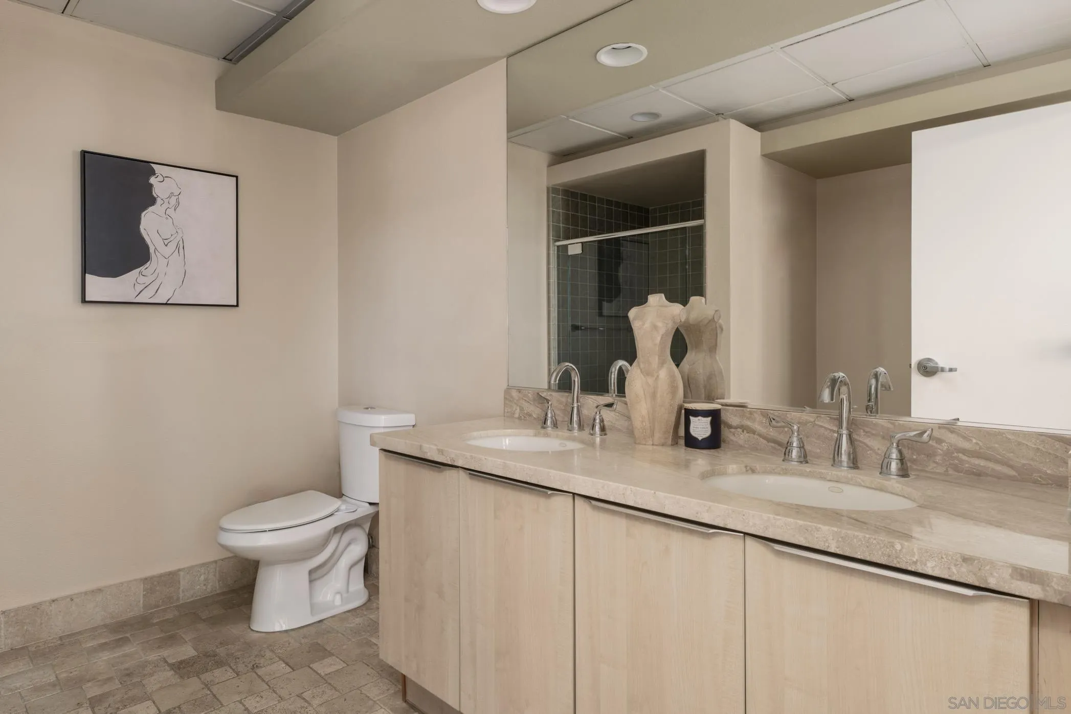 https://cdn.realtyfeed.com/cdn/127/260014364/1320b77db9b991e601211092376e7562.webp
