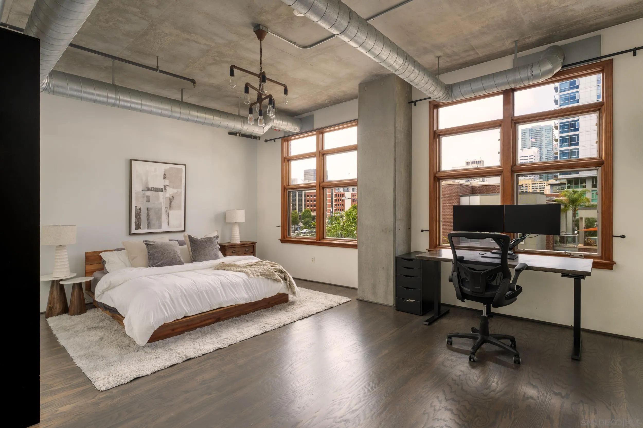 https://cdn.realtyfeed.com/cdn/127/260014364/aaabc2a277fa9e8ebf230de38a572e67.webp