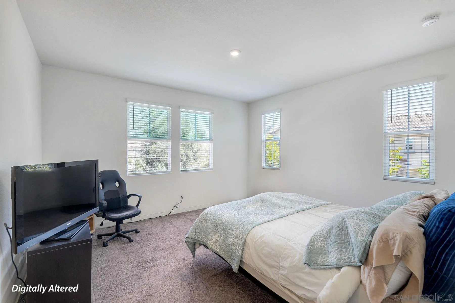 https://cdn.realtyfeed.com/cdn/127/260014366/1afef895d9a9077153a54271d50523ff.webp