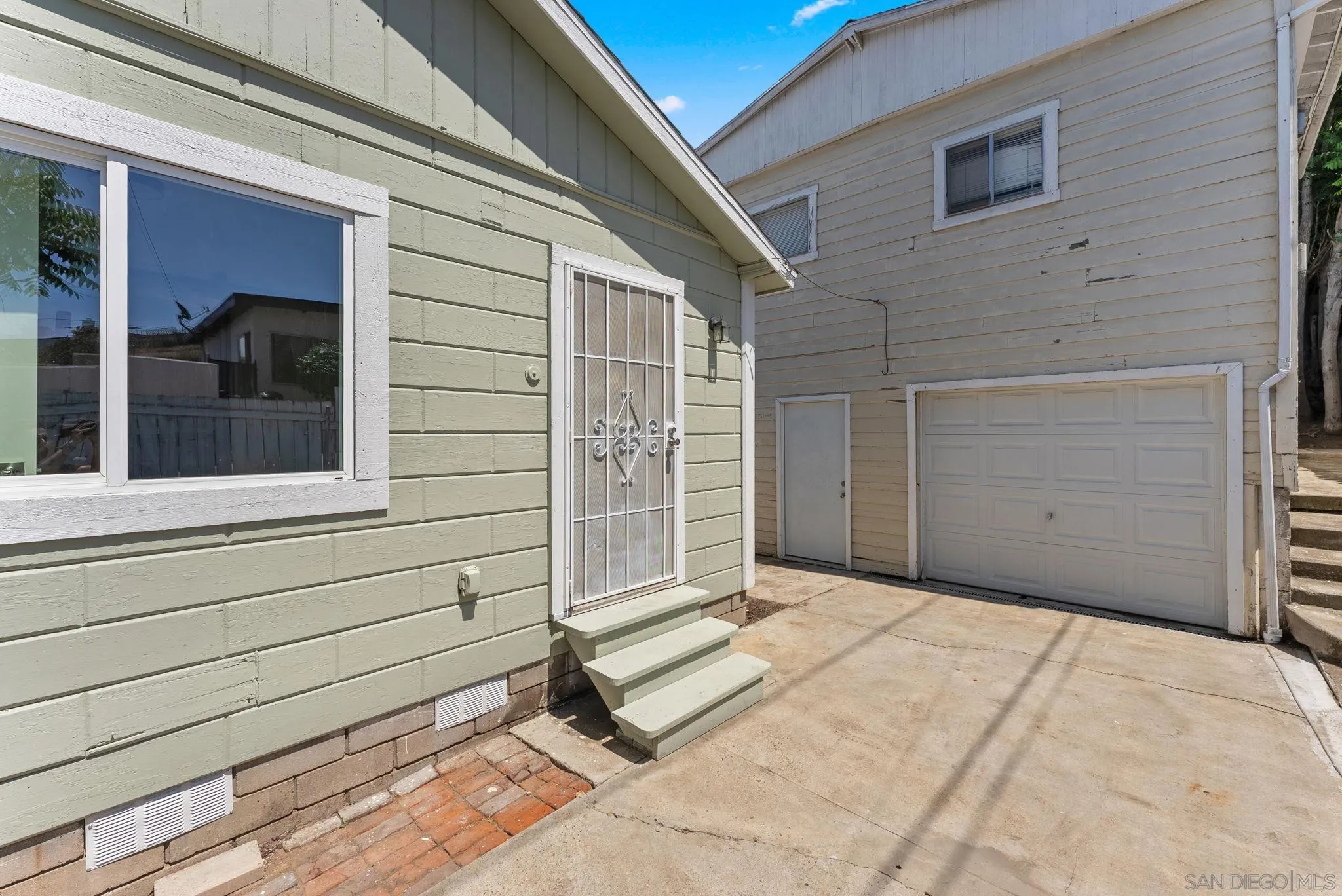 https://cdn.realtyfeed.com/cdn/127/260014367/ee064c3de7b41b1f7209acdc6f0906a2.webp