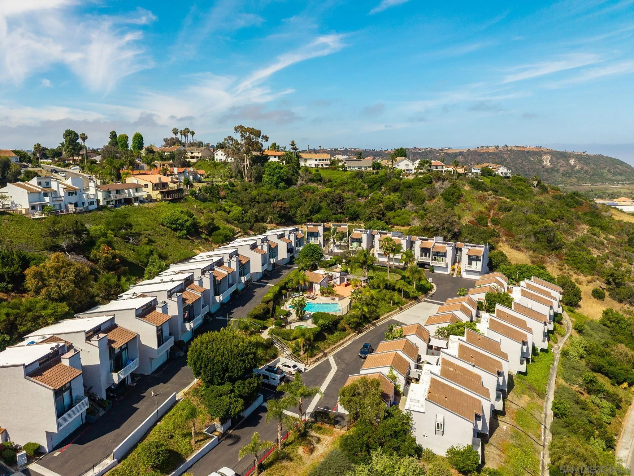https://cdn.realtyfeed.com/cdn/127/260014376/04d8b3a13068d38f8691a3c6ed0b2cc9.webp