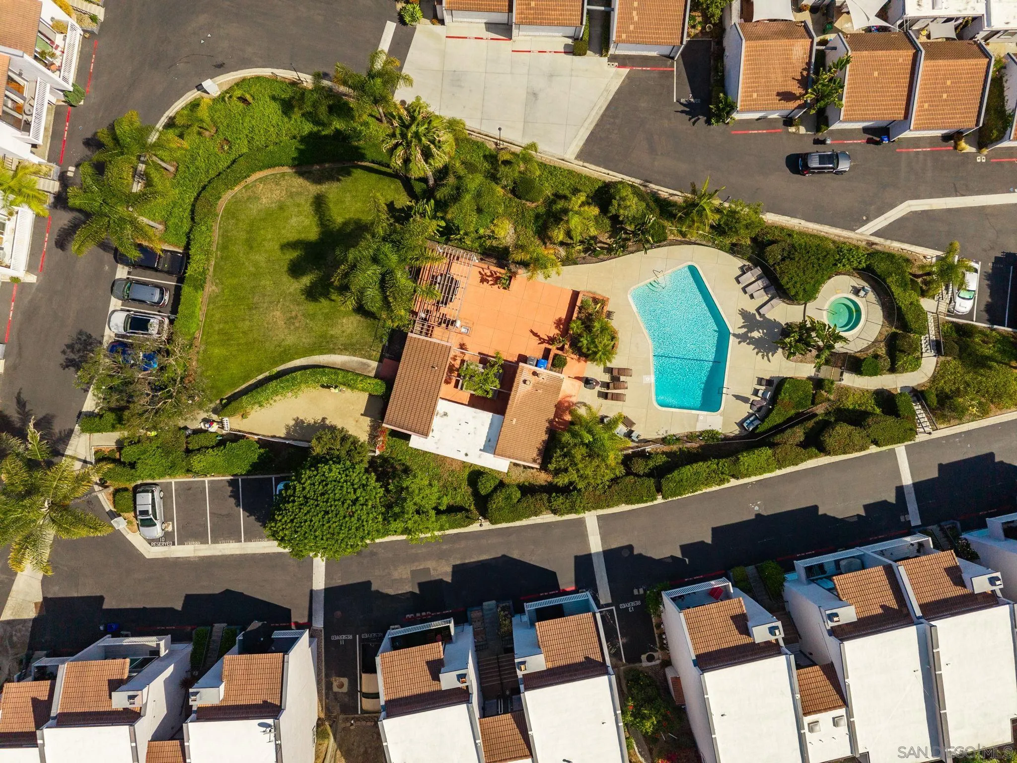 https://cdn.realtyfeed.com/cdn/127/260014376/59640b9cf8760a806bf339ea355b8af8.webp