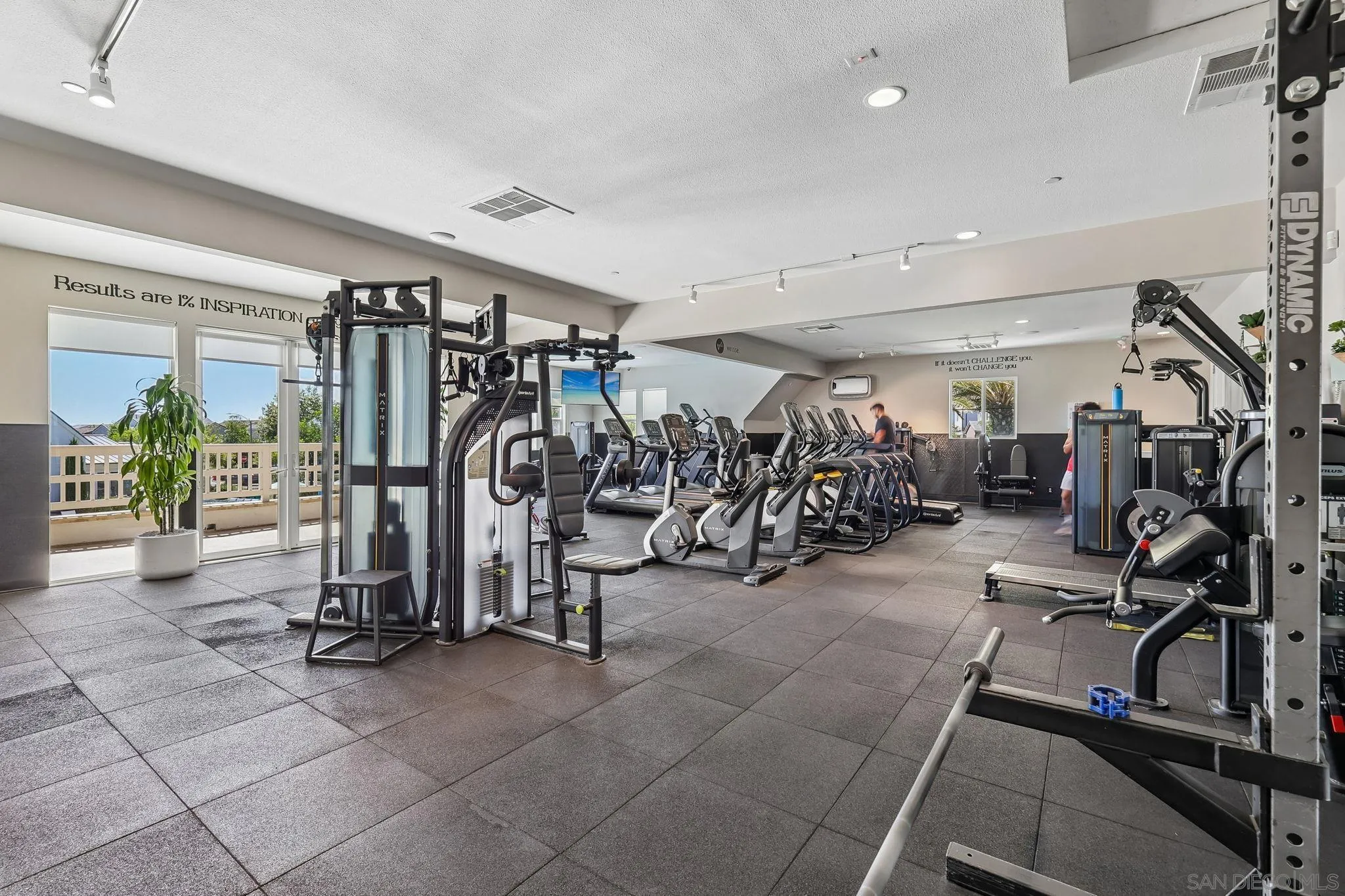 https://cdn.realtyfeed.com/cdn/127/260014379/5f80f10ae08e67df843401e65aeb8a8a.webp