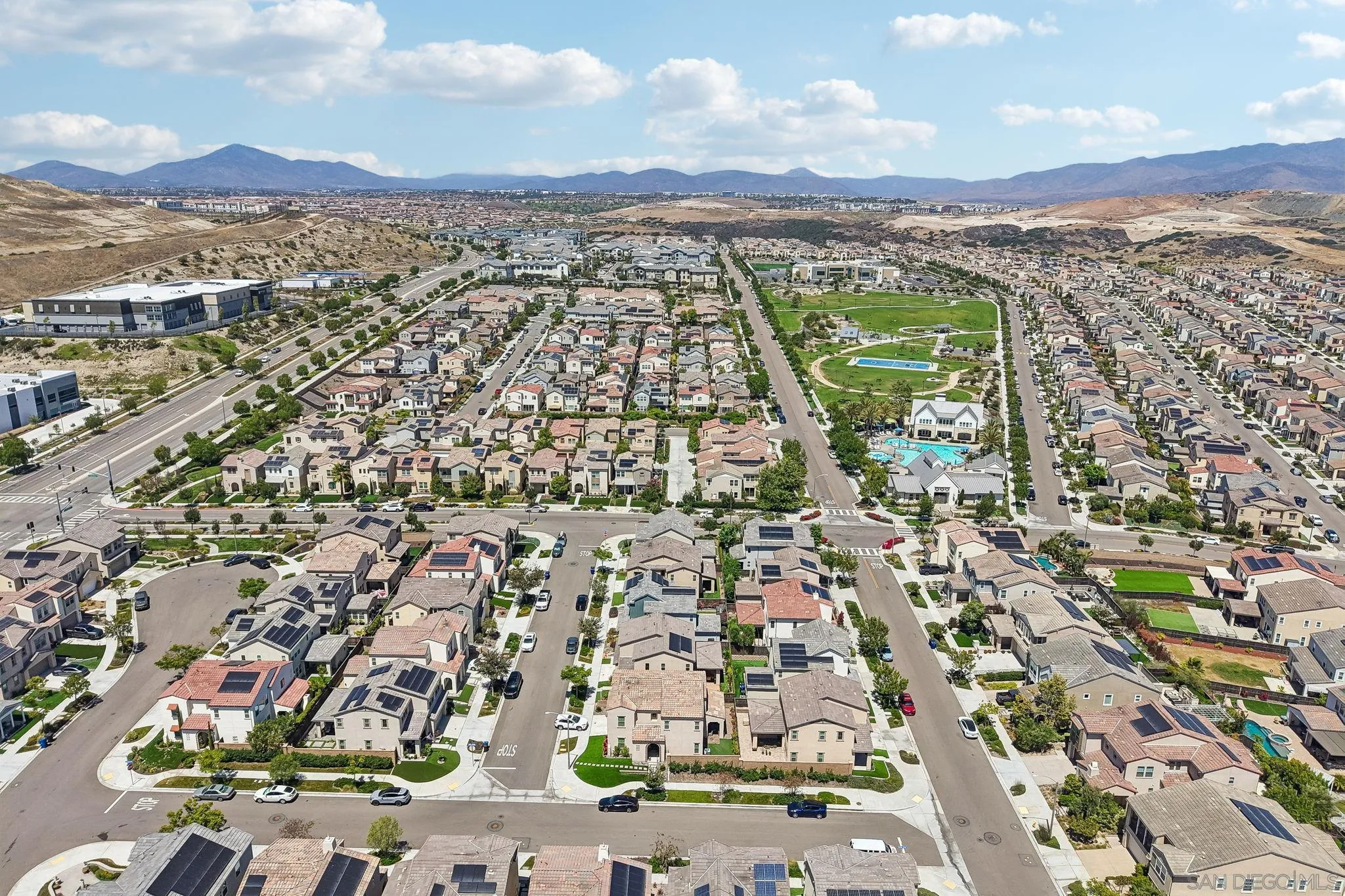 https://cdn.realtyfeed.com/cdn/127/260014379/dd39d99cf8f70b408fe3c6cb29b8578c.webp