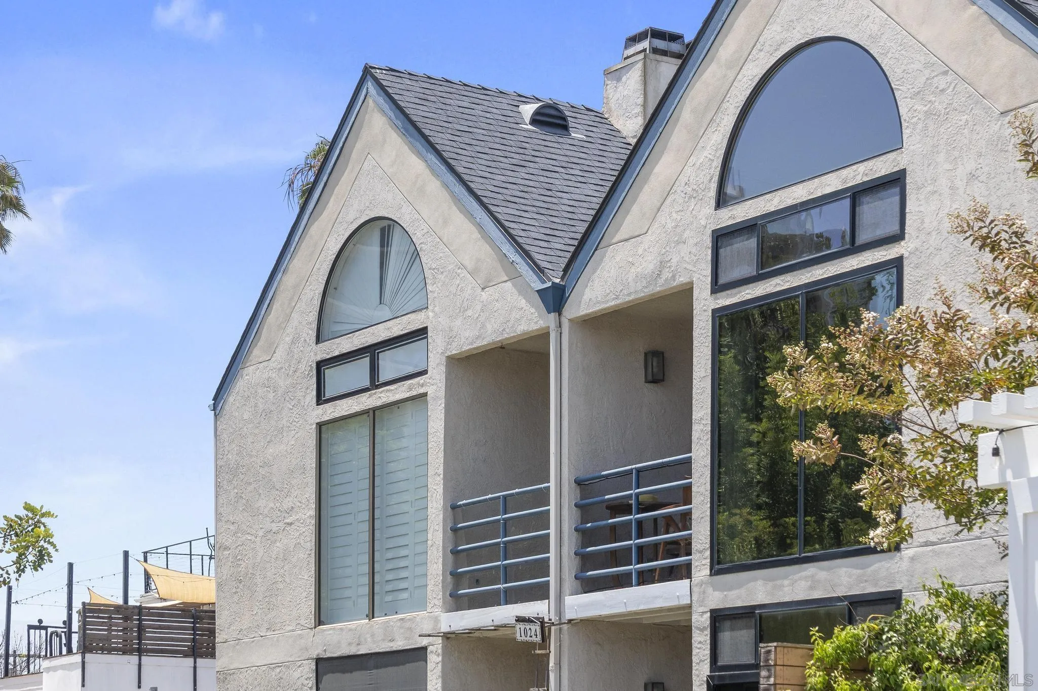 https://cdn.realtyfeed.com/cdn/127/260014380/31ee9053bc14df7769cafa4416bcd6b1.webp