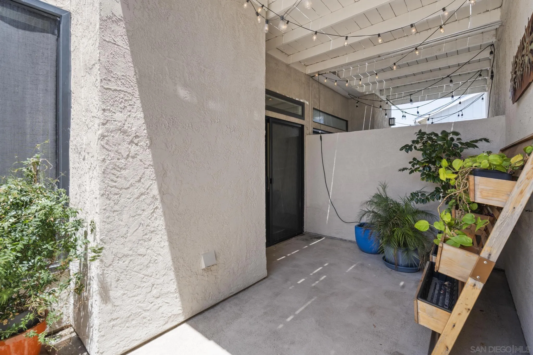 https://cdn.realtyfeed.com/cdn/127/260014380/412319bad84535838f7d915d987d46b5.webp