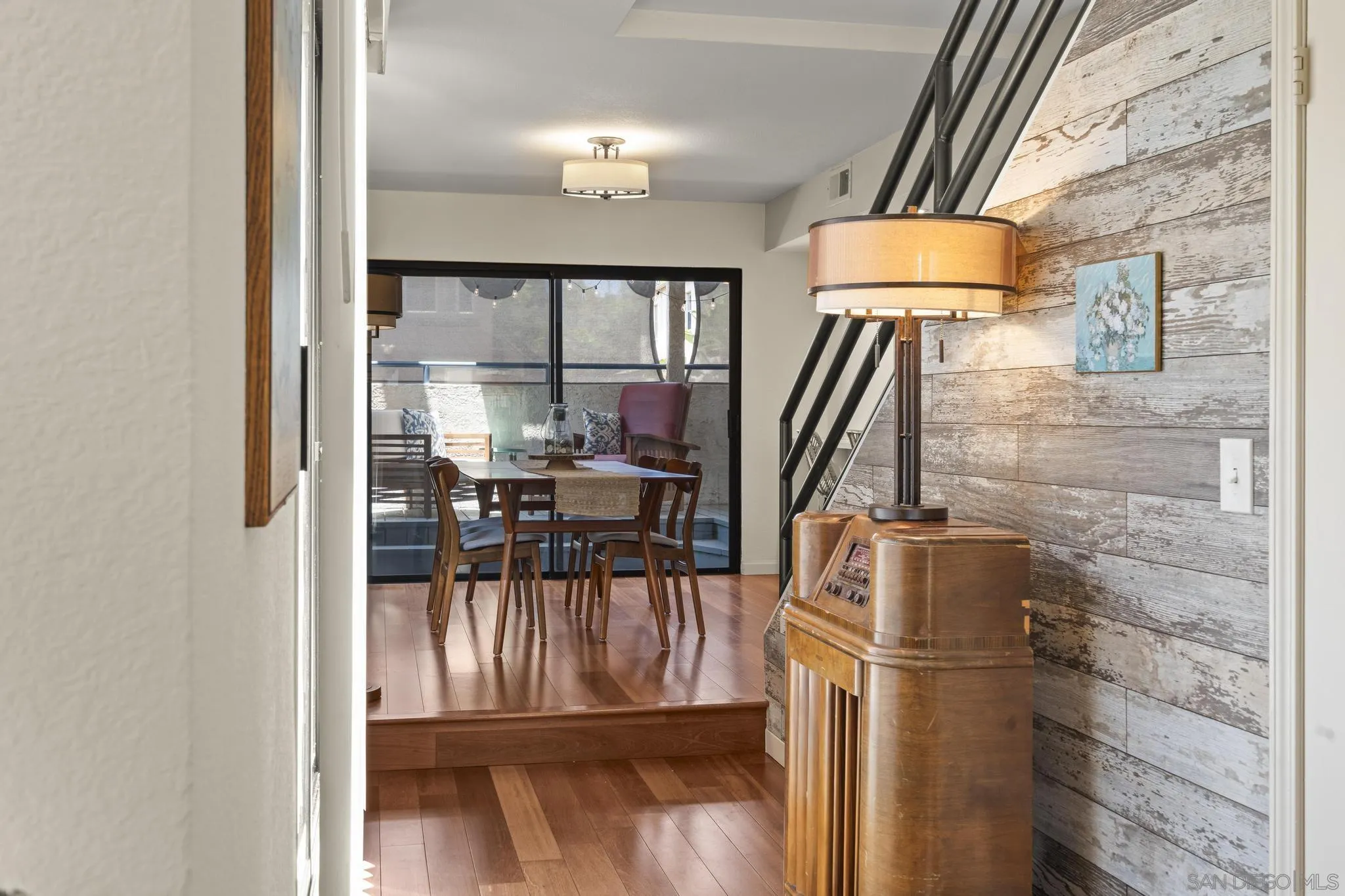 https://cdn.realtyfeed.com/cdn/127/260014380/6a7b572990c91772e8ff060c1a4e4211.webp