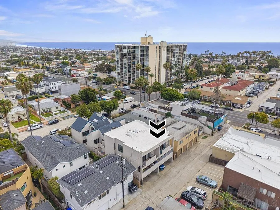 https://cdn.realtyfeed.com/cdn/127/260014380/8e0169a38b3c4f194f0d33f03ca1e073.webp
