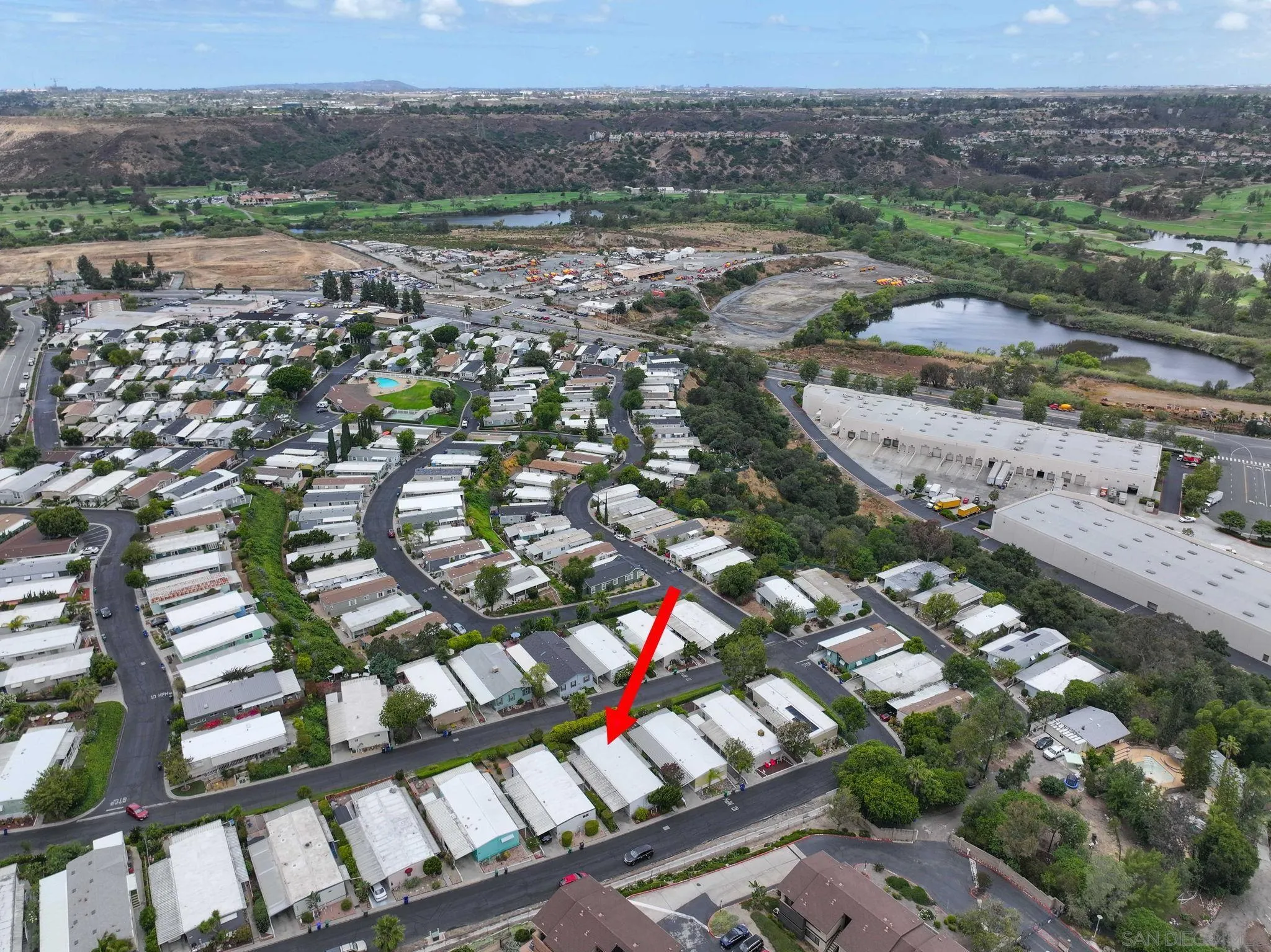 https://cdn.realtyfeed.com/cdn/127/260014384/ca028f24235f6a4291c7fbf366994dd6.webp