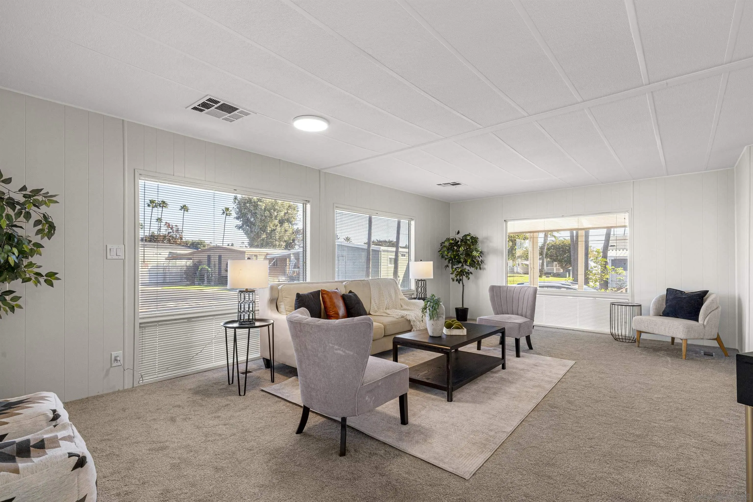 https://cdn.realtyfeed.com/cdn/127/260014385/2250c424c81751b94fccad85e3efc4cc.webp